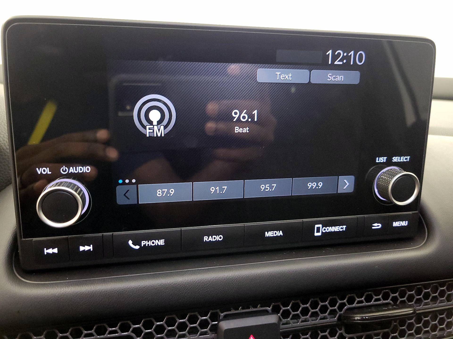 Thumbnail: 2025 Honda HR-V - 15