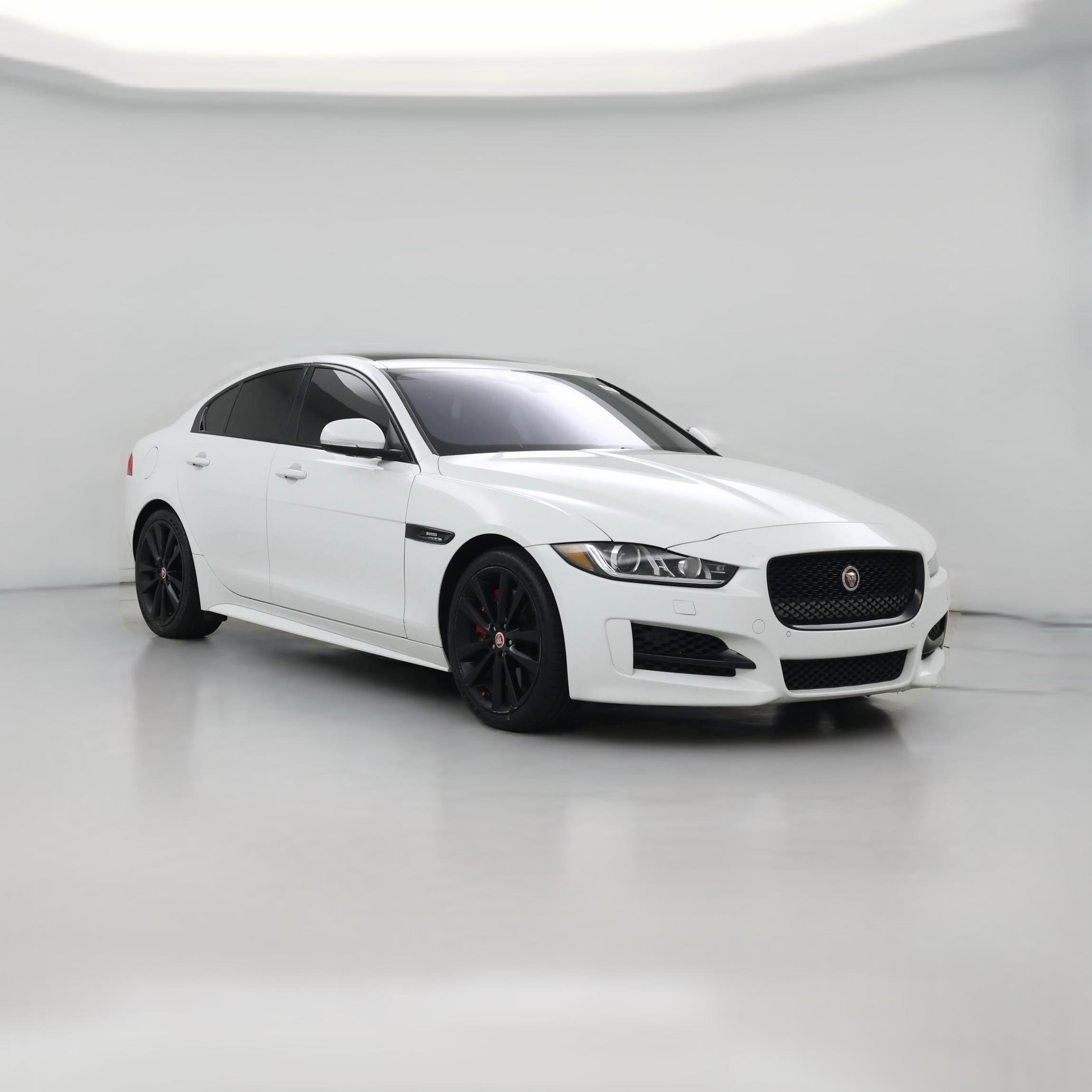 Thumbnail: 2018 Jaguar XE - 1