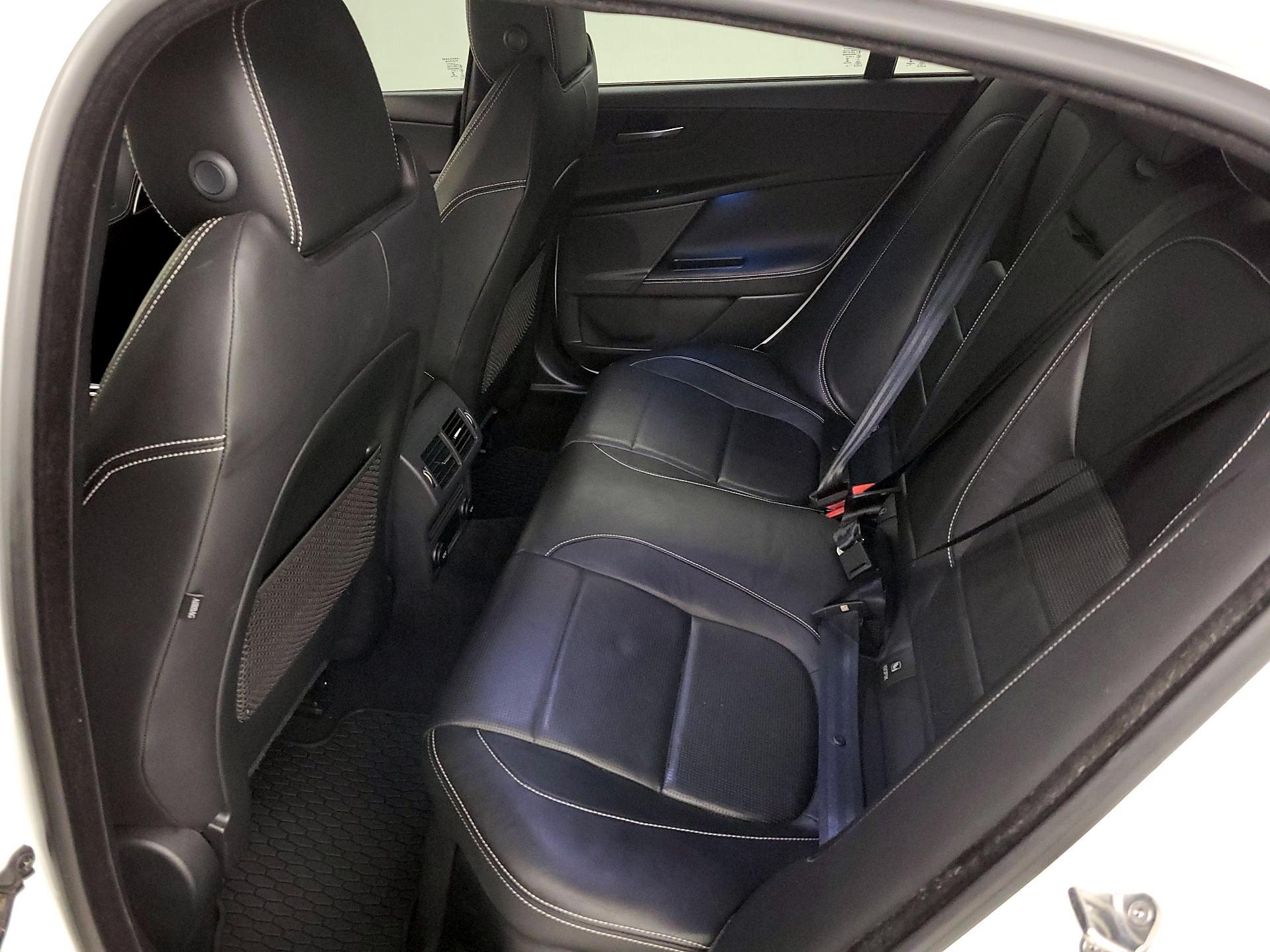 Thumbnail: 2018 Jaguar XE - 20