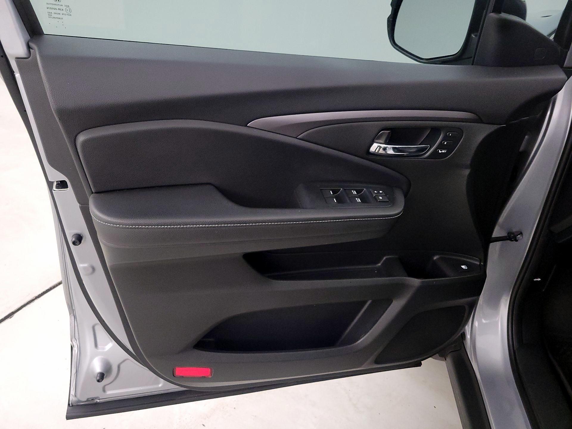 Thumbnail: 2023 Honda Ridgeline - 12