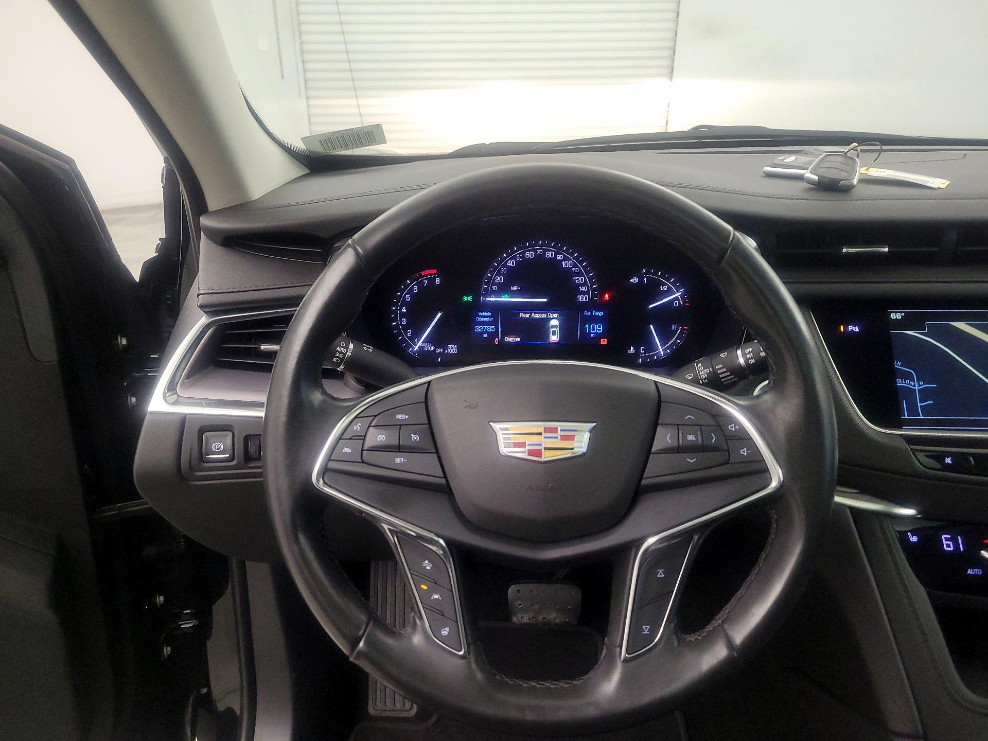 Thumbnail: 2019 Cadillac XT5 - 10