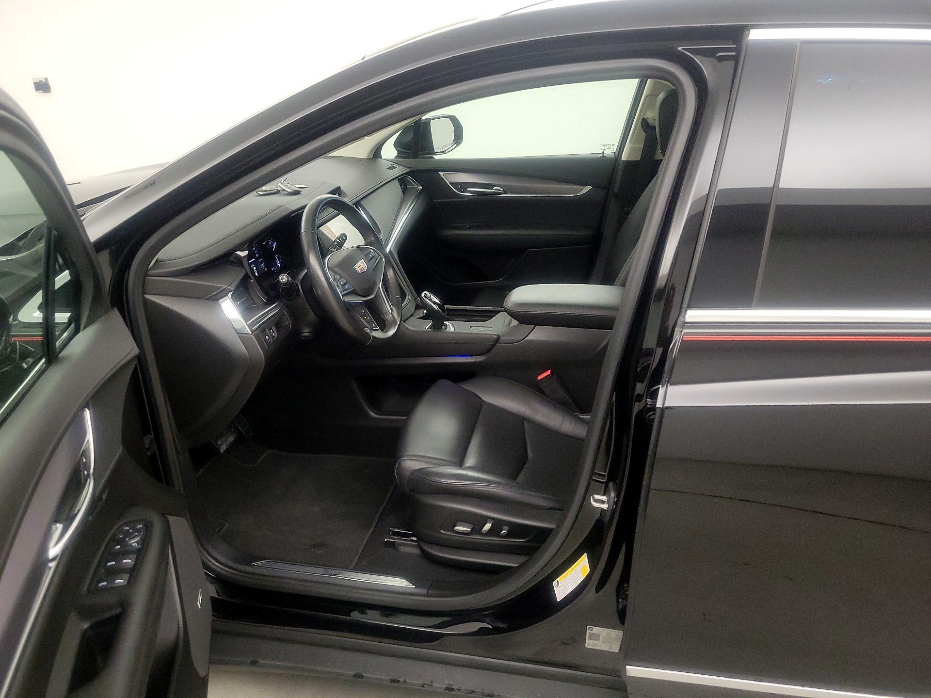 Thumbnail: 2019 Cadillac XT5 - 11