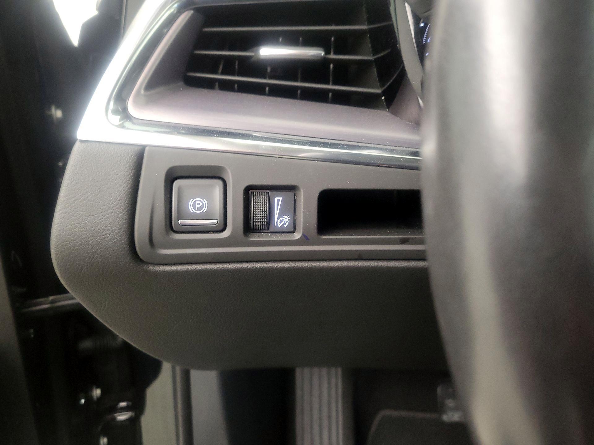 Thumbnail: 2019 Cadillac XT5 - 13