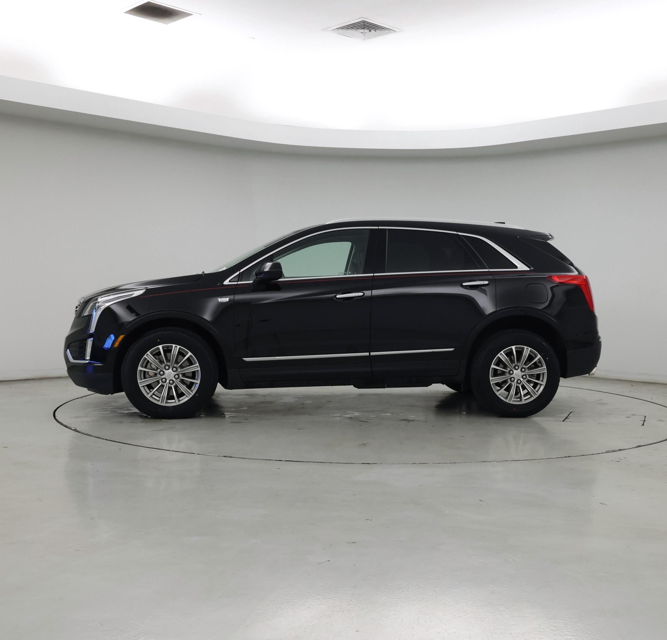 Thumbnail: 2019 Cadillac XT5 - 3