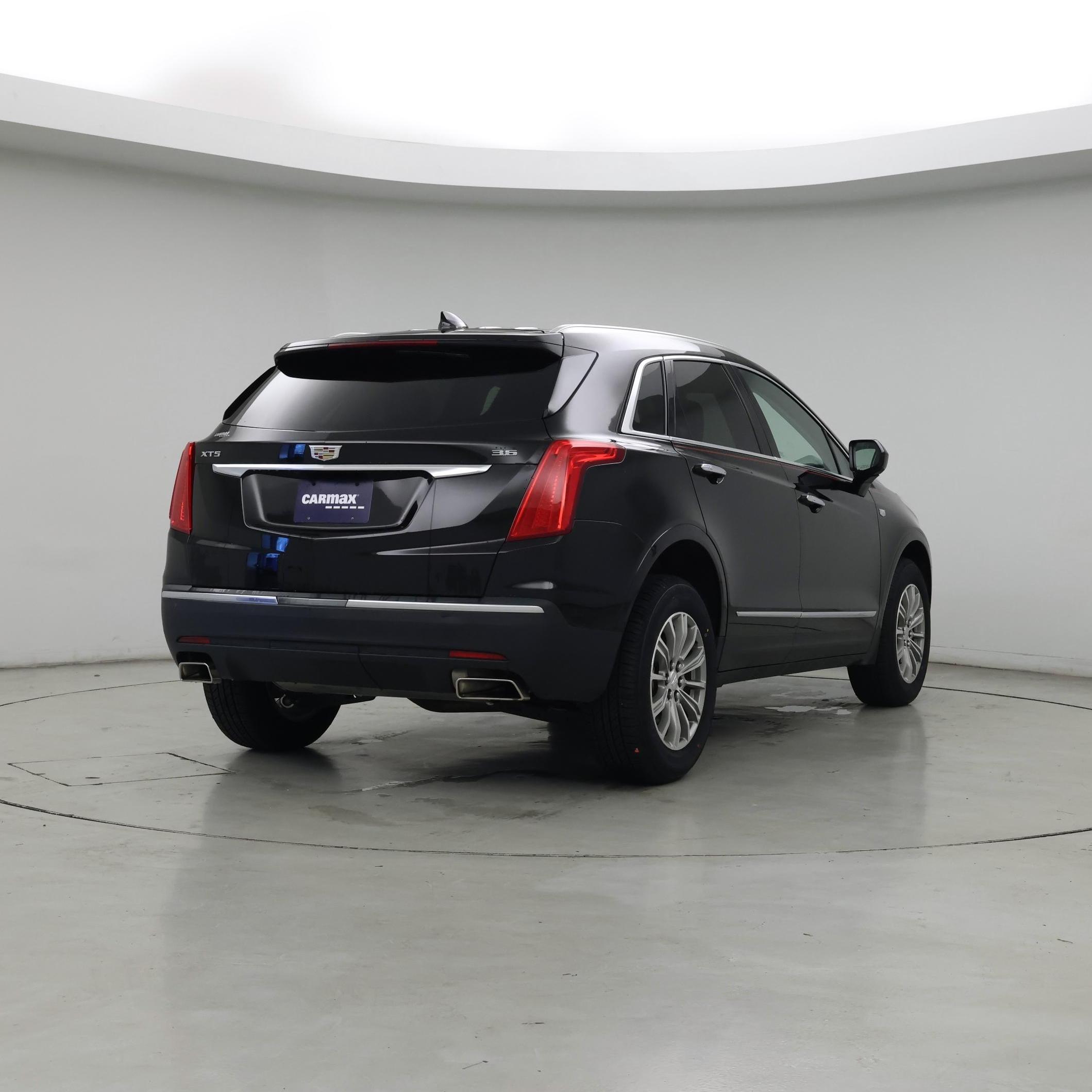 Thumbnail: 2019 Cadillac XT5 - 8
