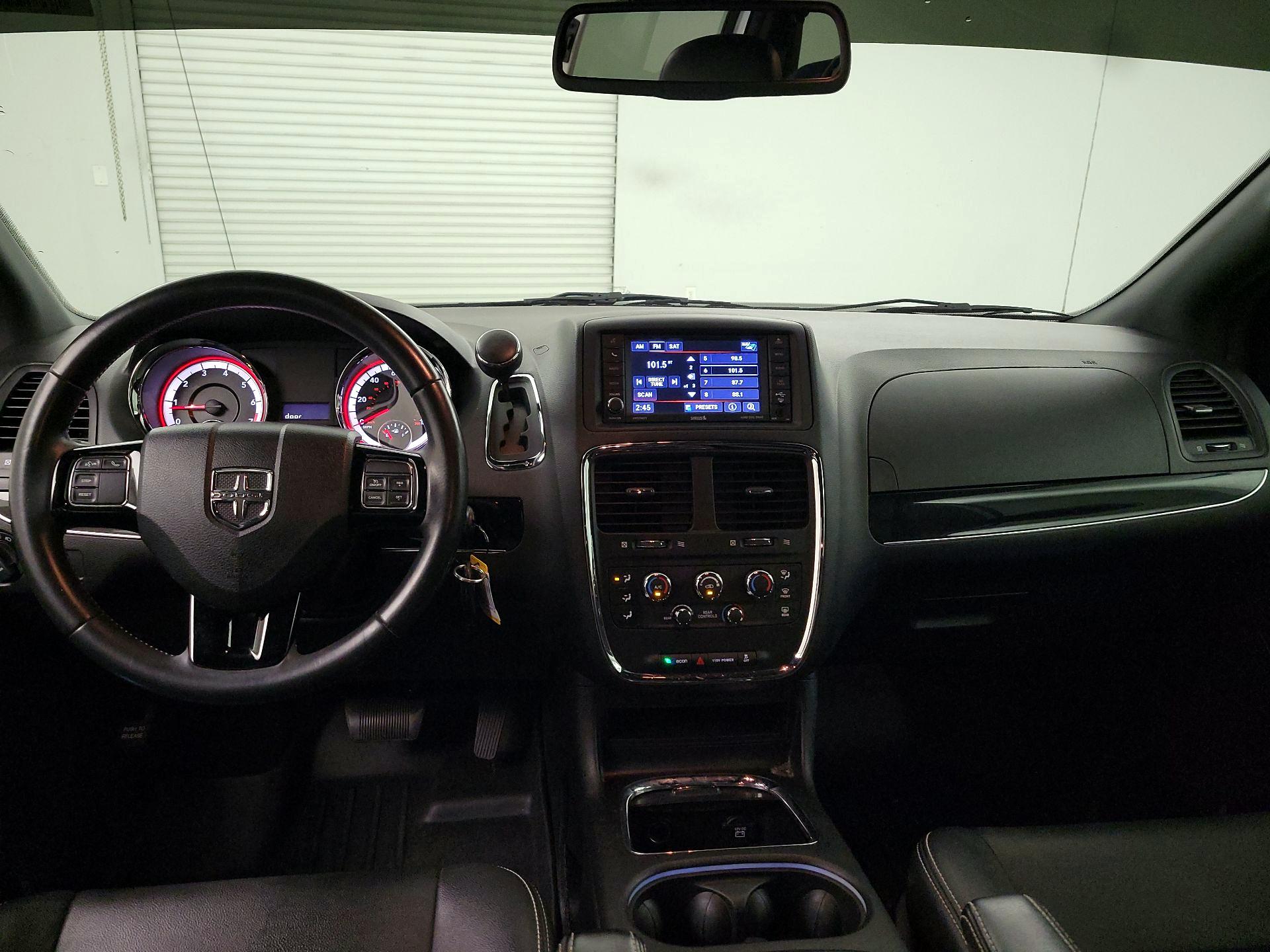 Thumbnail: 2019 Dodge Grand Caravan - 9