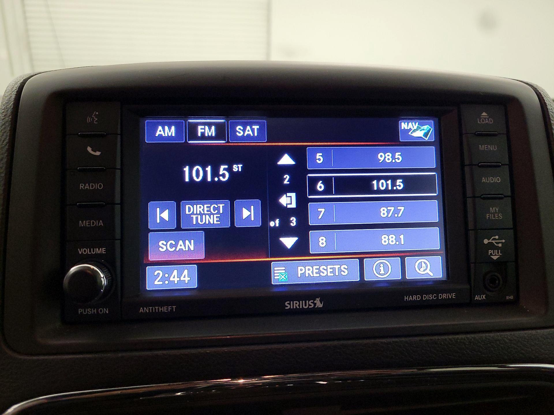 Thumbnail: 2019 Dodge Grand Caravan - 15