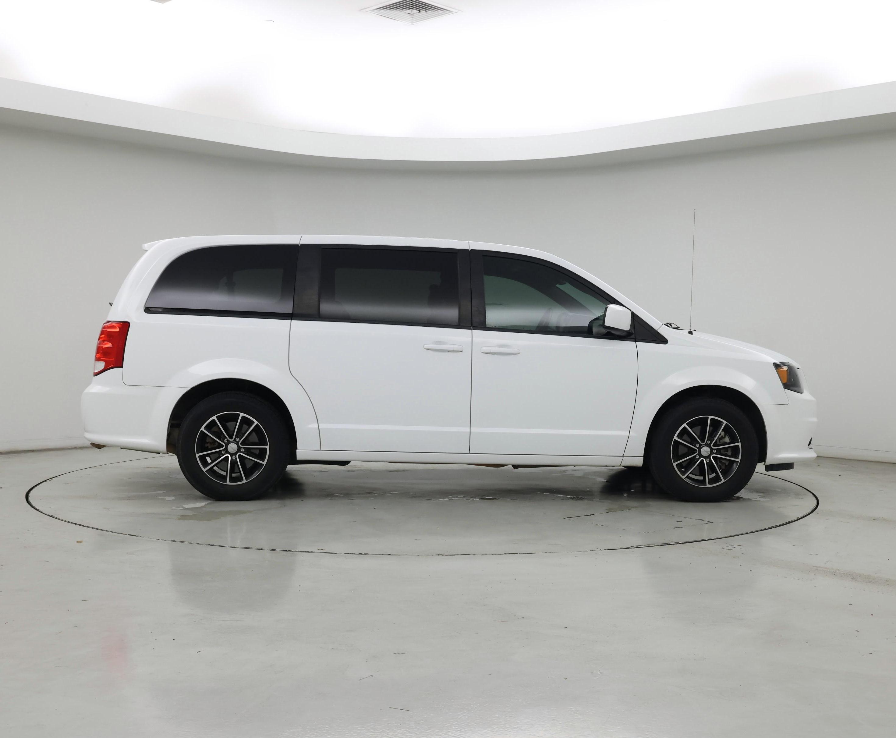 Thumbnail: 2019 Dodge Grand Caravan - 7