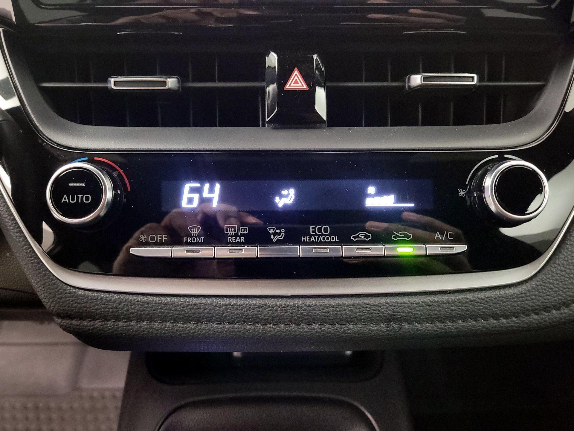 Thumbnail: 2022 Toyota Corolla - 16