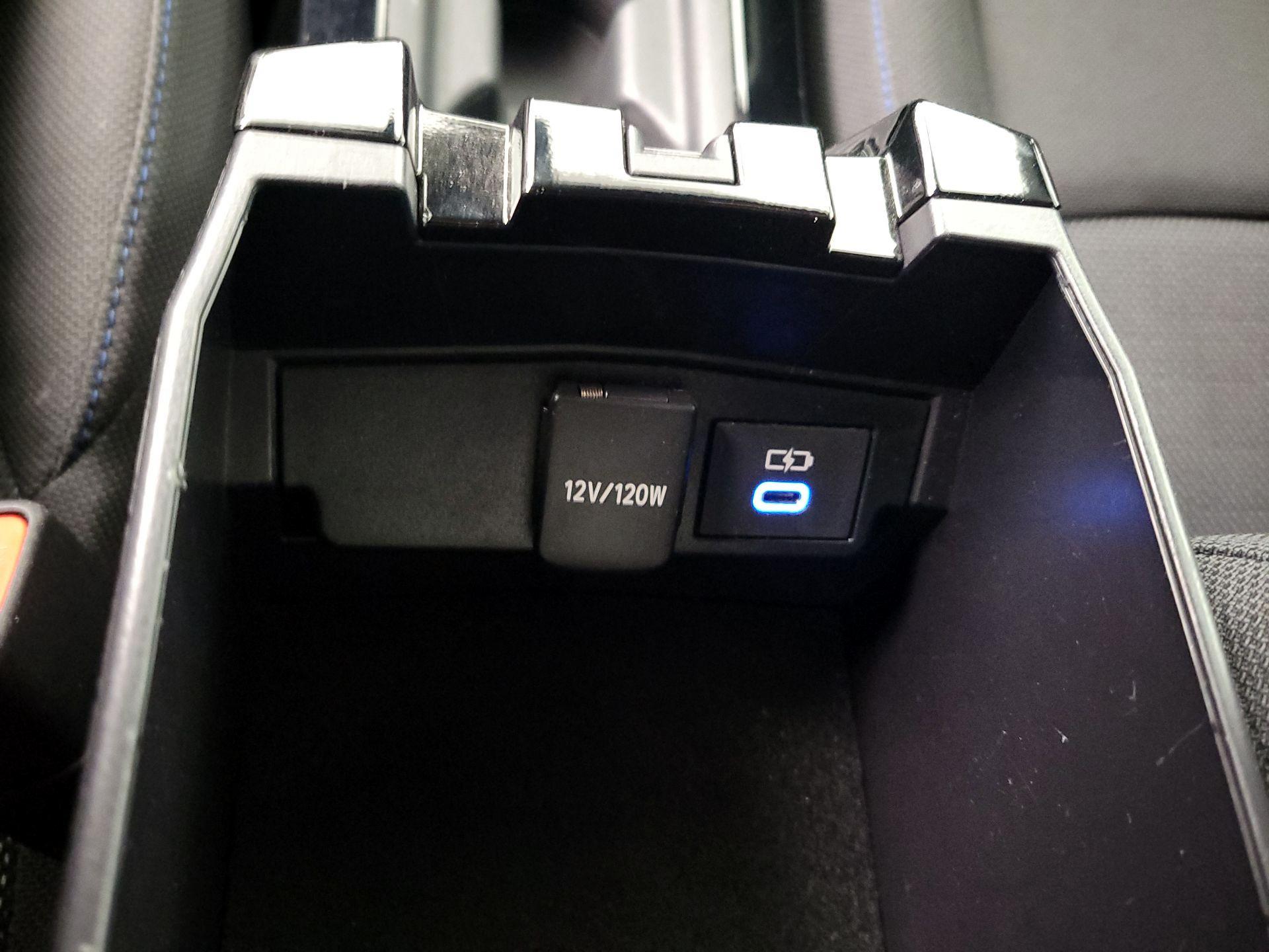 Thumbnail: 2022 Toyota Corolla - 18