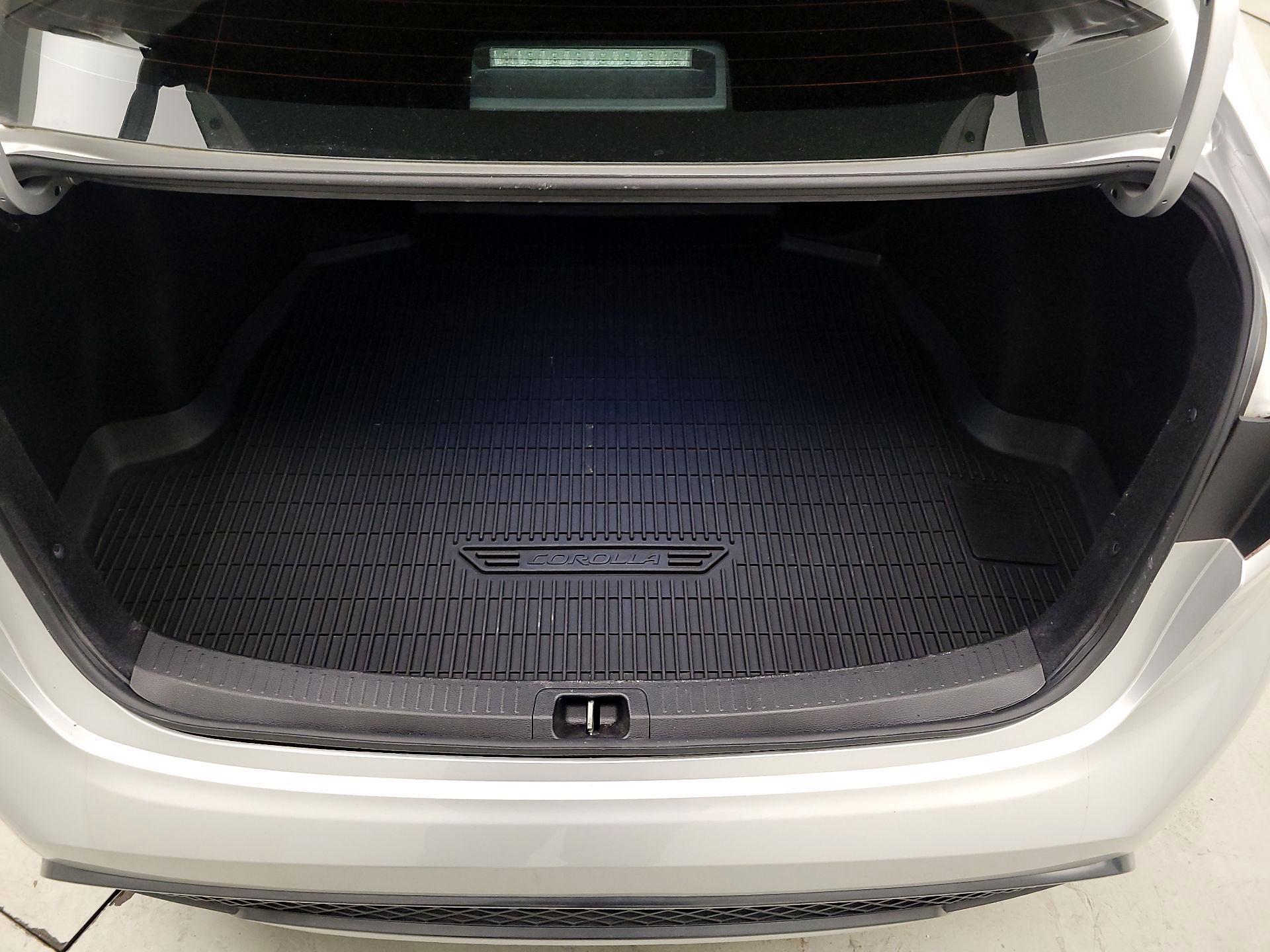 Thumbnail: 2022 Toyota Corolla - 20