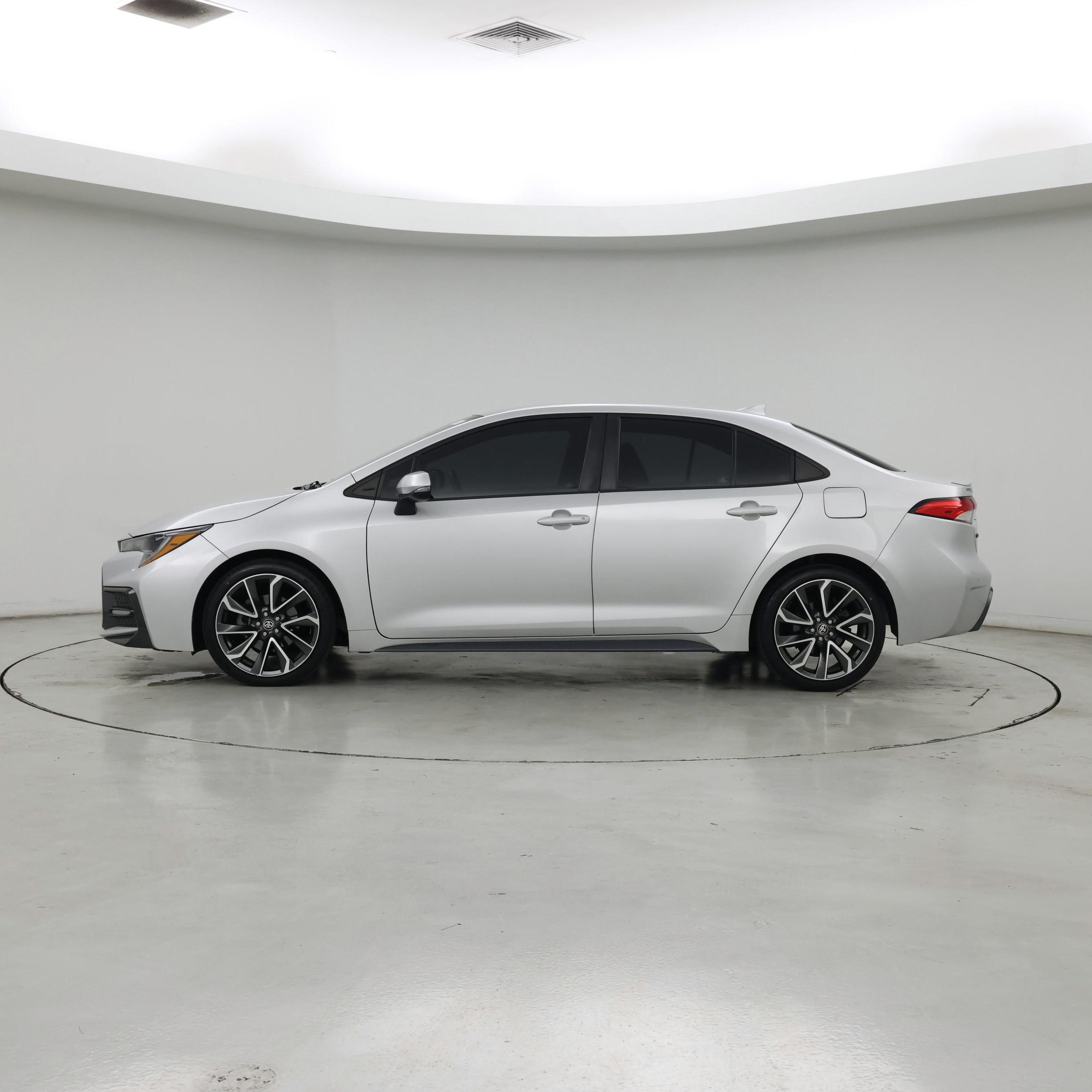 Thumbnail: 2022 Toyota Corolla - 3