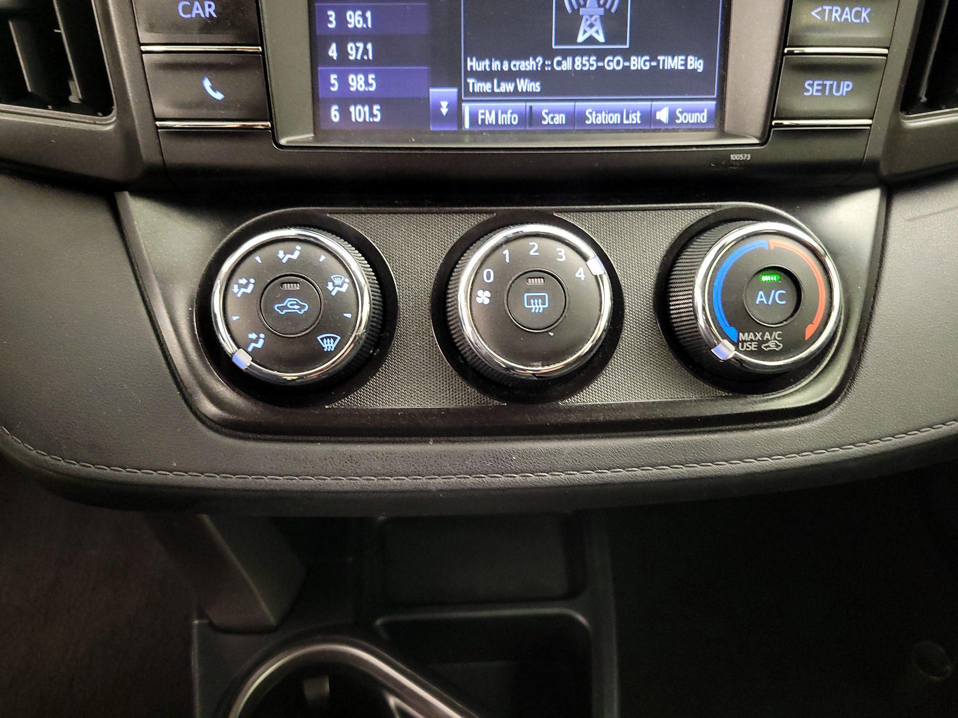 Thumbnail: 2017 Toyota RAV4 - 16