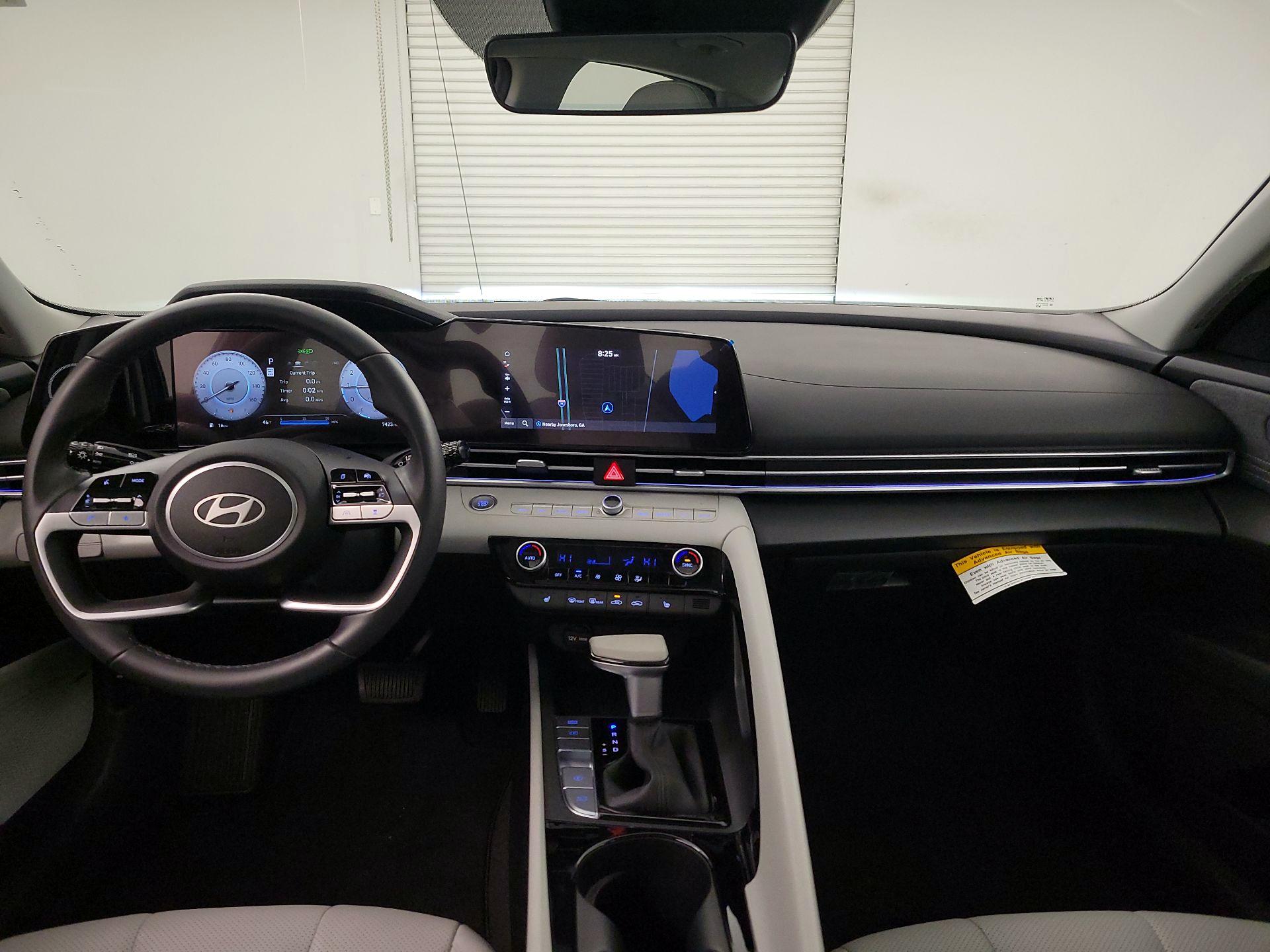 Thumbnail: 2025 Hyundai Elantra - 9