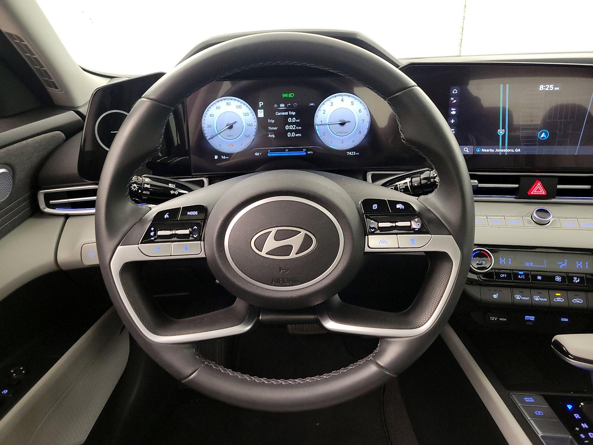 Thumbnail: 2025 Hyundai Elantra - 10