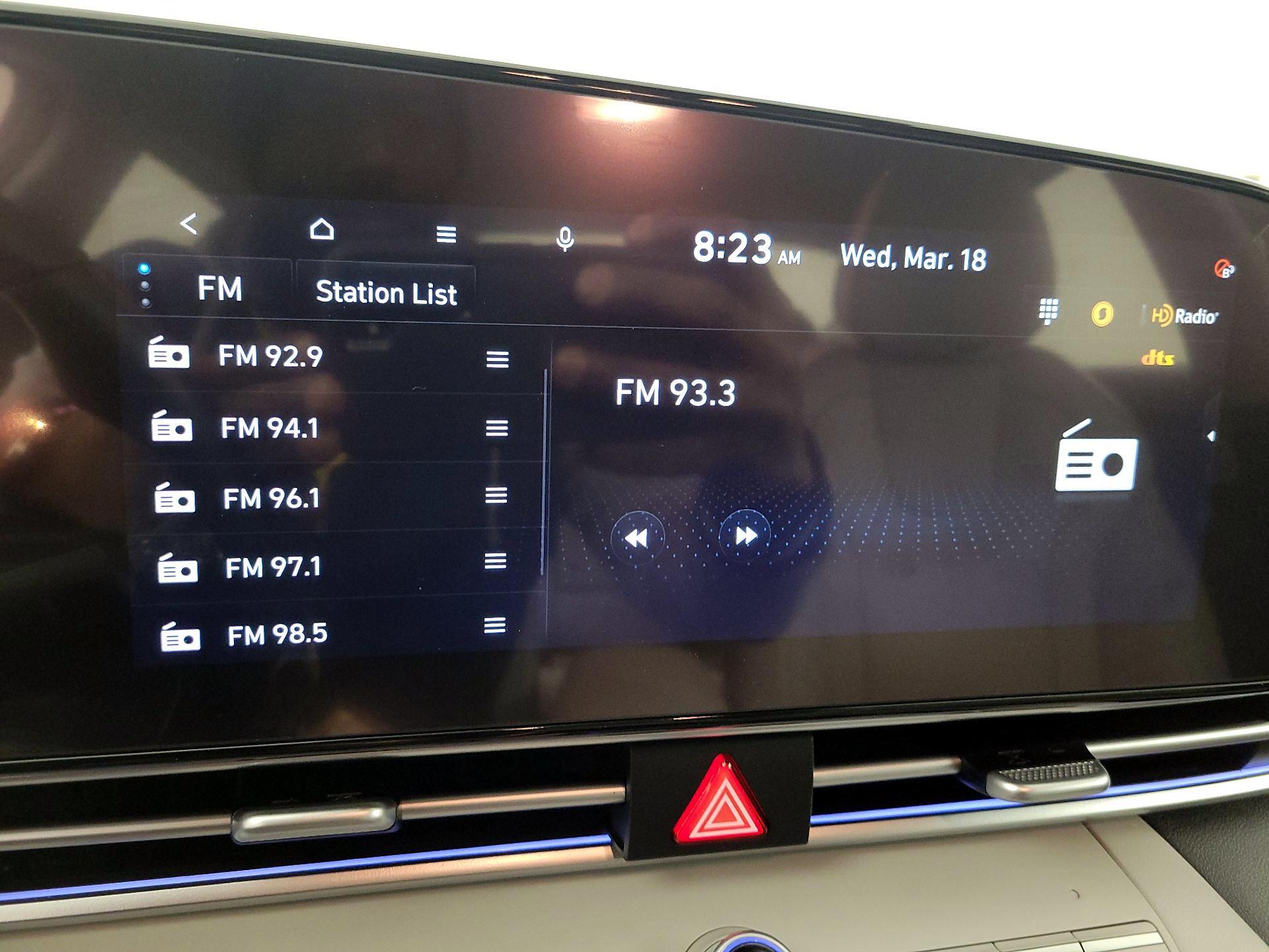 Thumbnail: 2025 Hyundai Elantra - 16