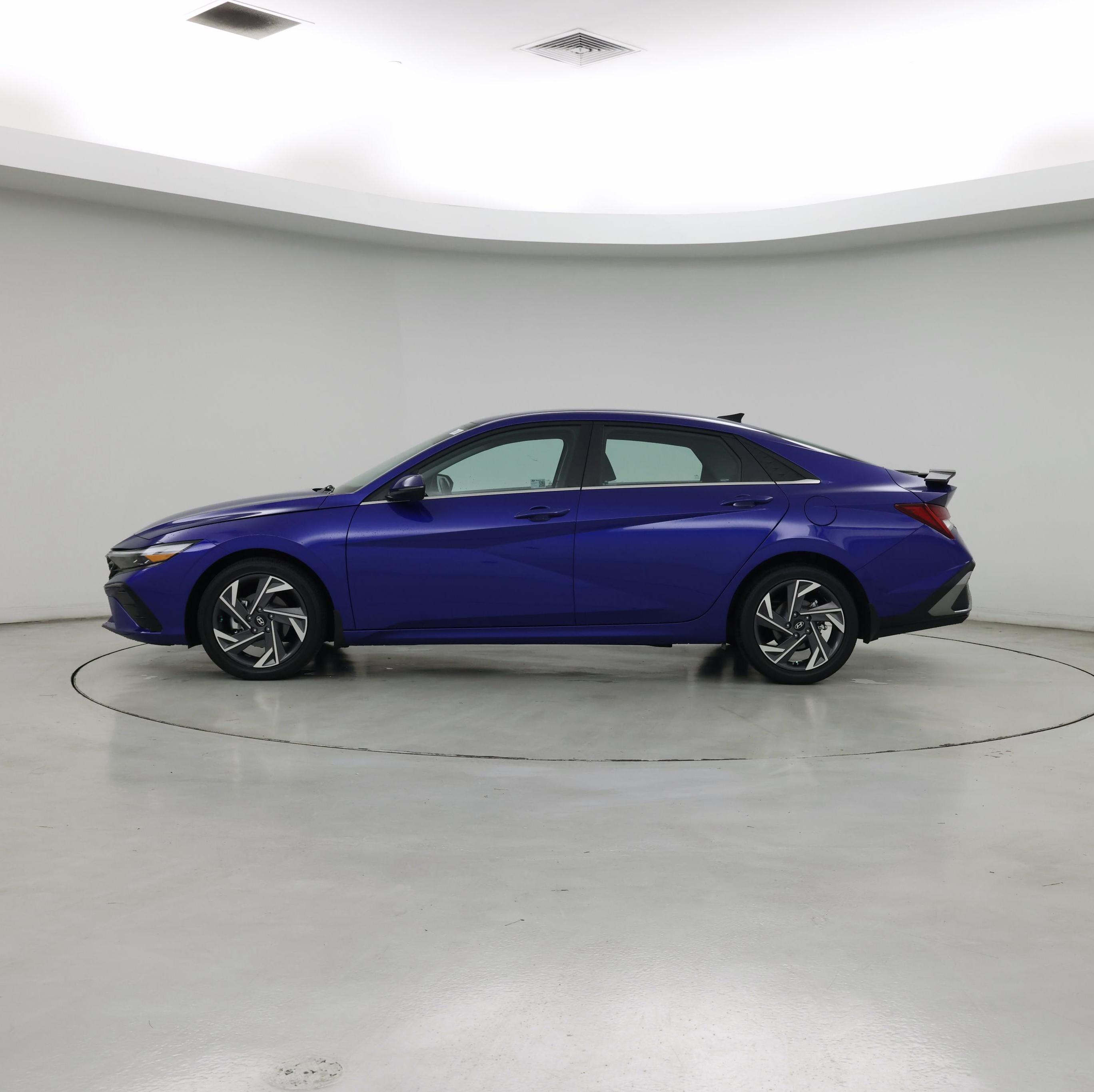 Thumbnail: 2025 Hyundai Elantra - 3