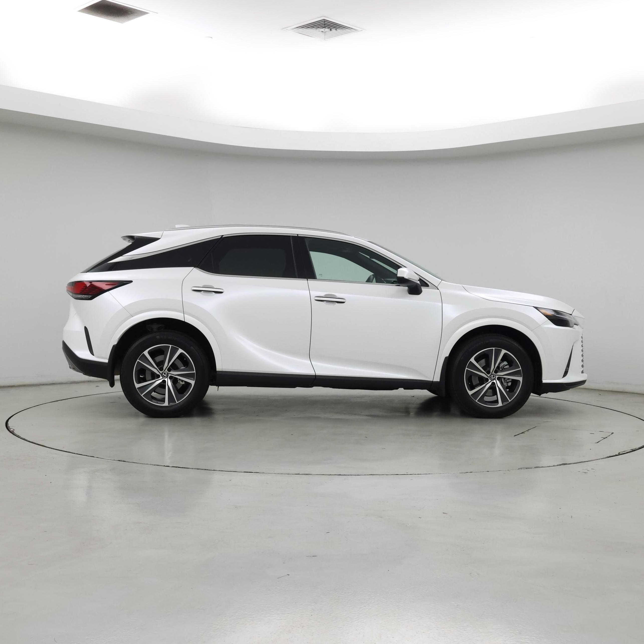 Thumbnail: 2025 Lexus RX - 7