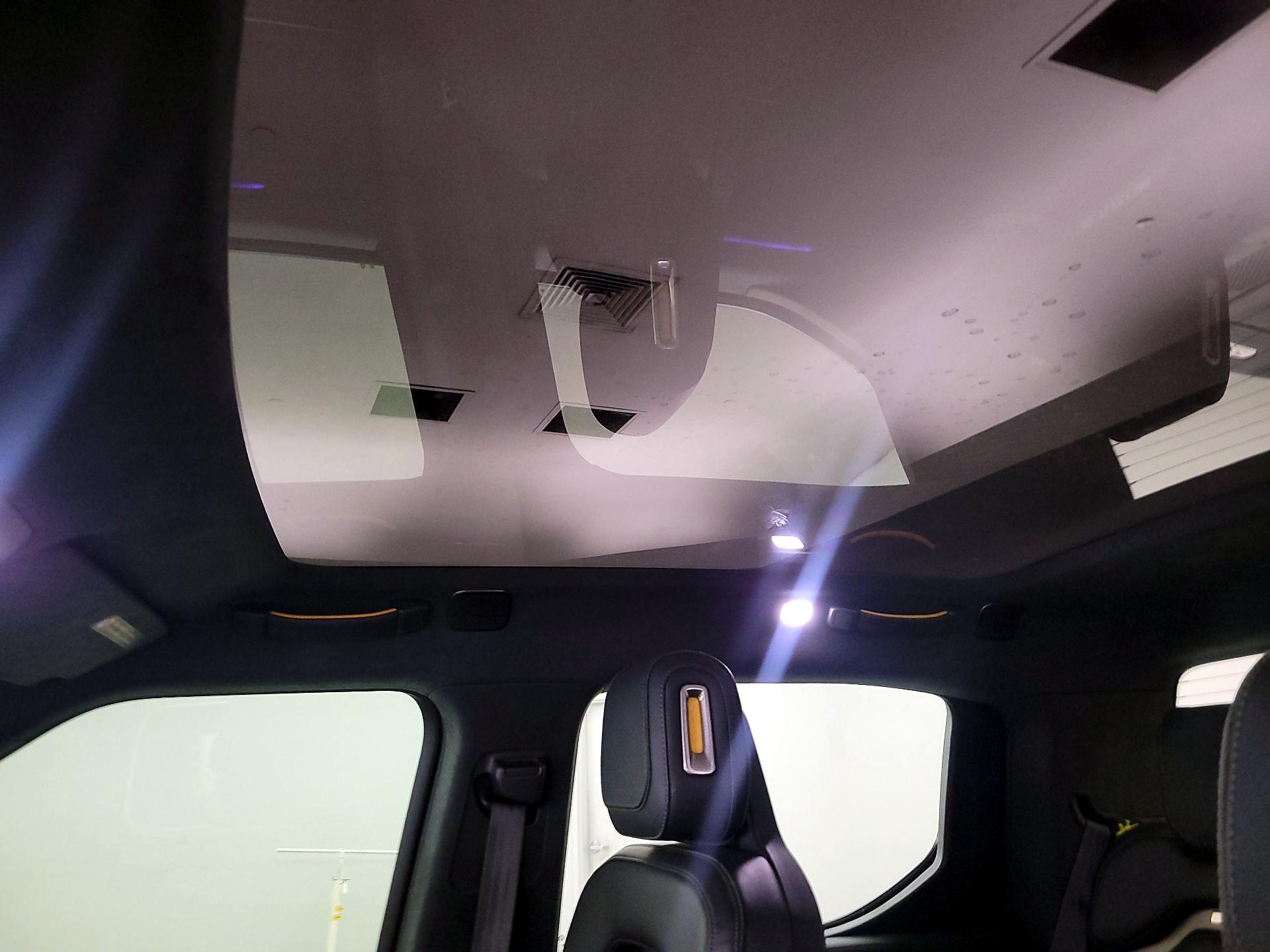 Thumbnail: 2023 Rivian R1T - 19