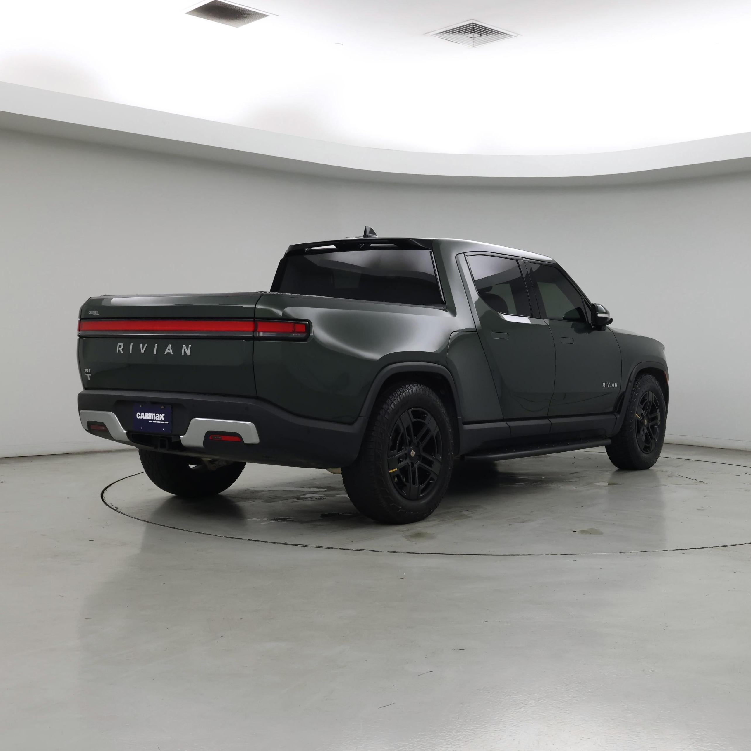 Thumbnail: 2023 Rivian R1T - 8