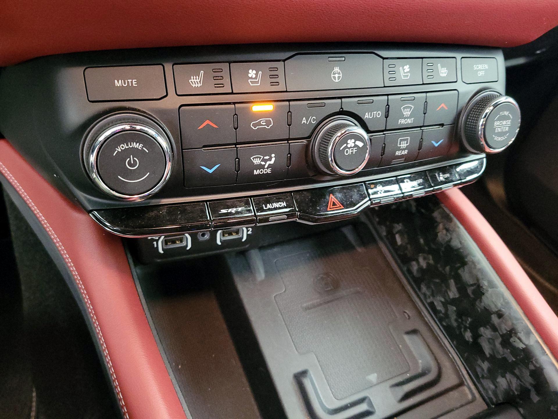 Thumbnail: 2022 Dodge Durango - 17