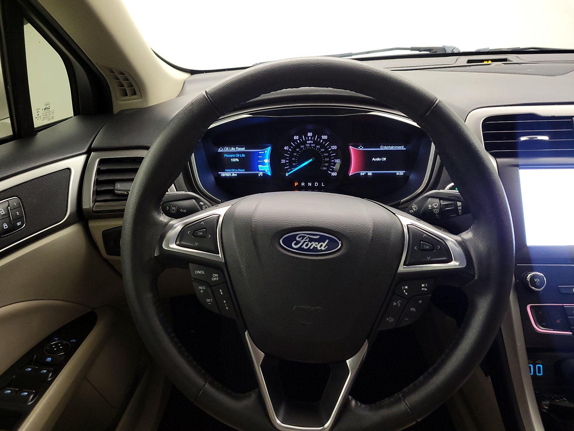 Thumbnail: 2020 Ford Fusion - 10