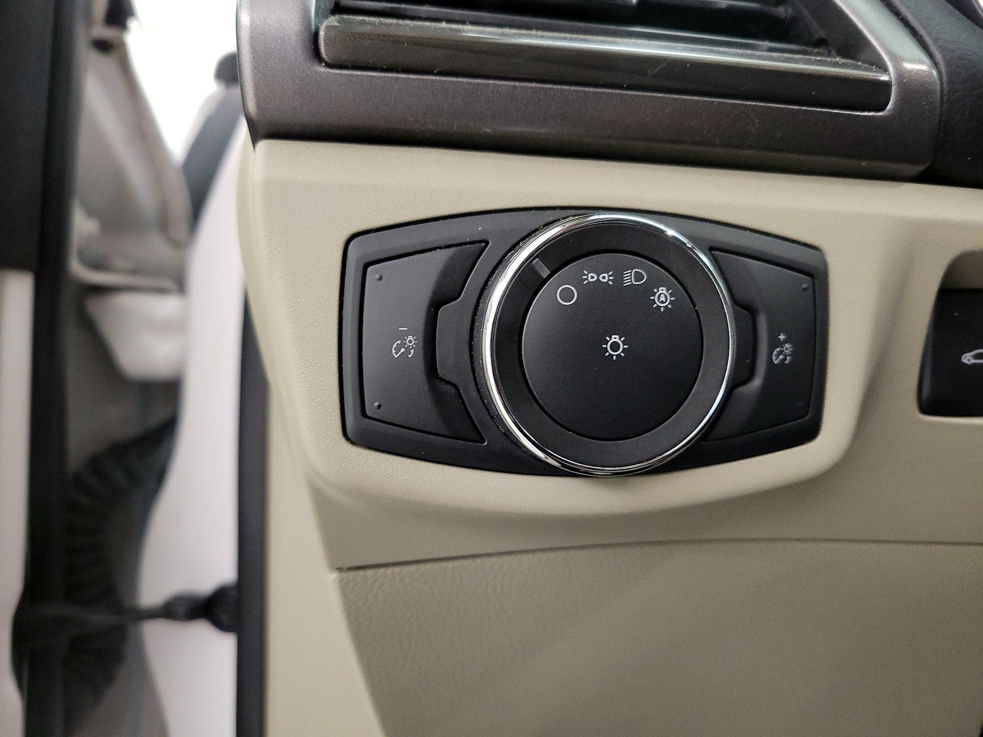 Thumbnail: 2020 Ford Fusion - 13