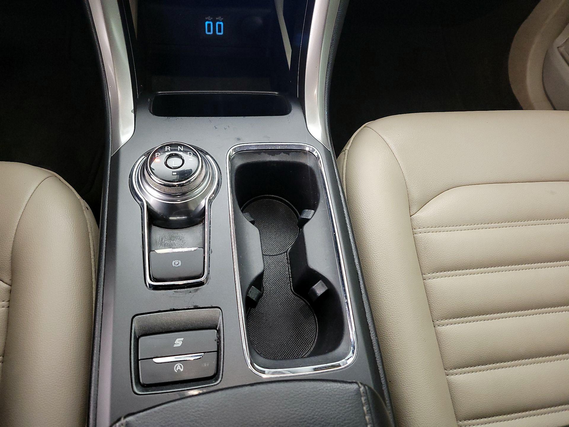 Thumbnail: 2020 Ford Fusion - 18