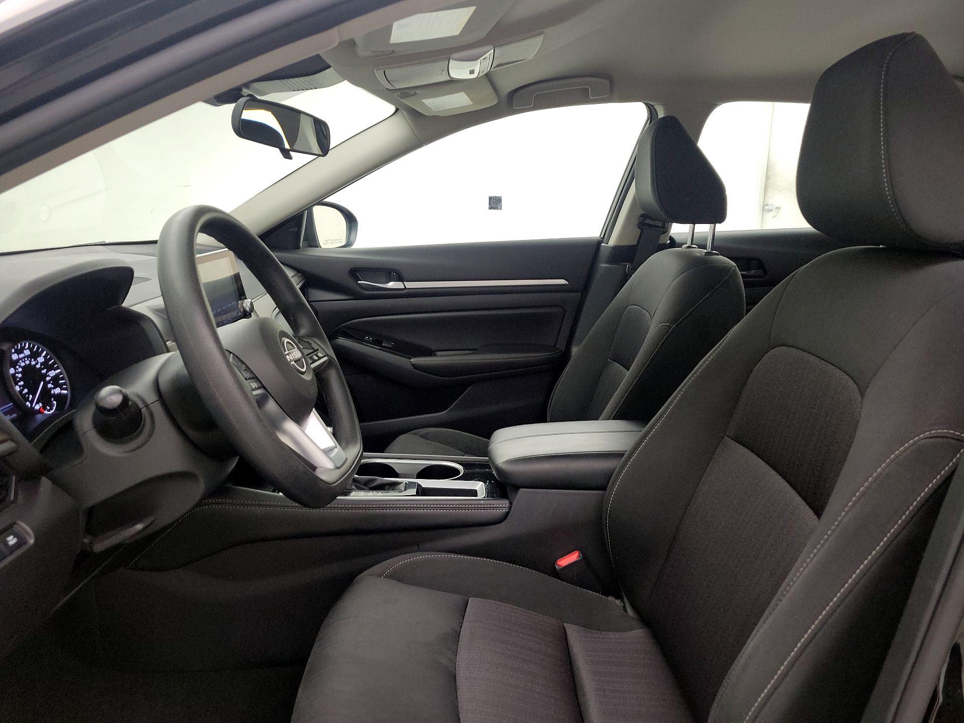 Thumbnail: 2023 Nissan Altima - 11