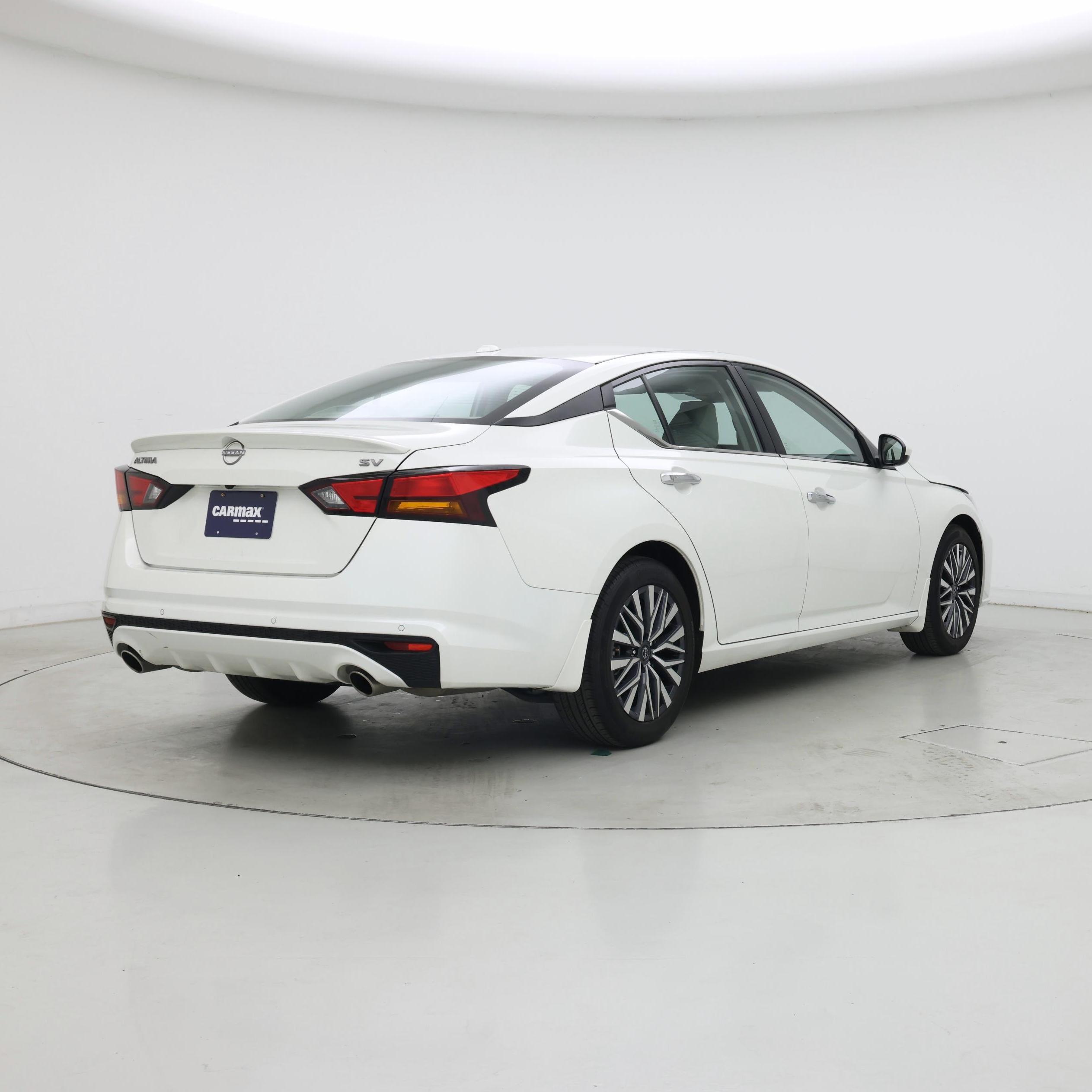 Thumbnail: 2023 Nissan Altima - 8