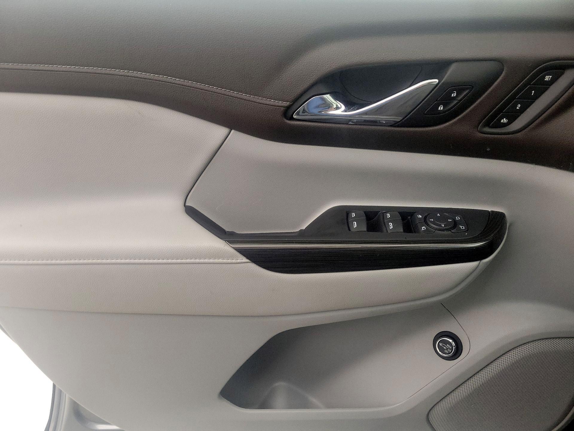 Thumbnail: 2023 GMC Acadia - 12