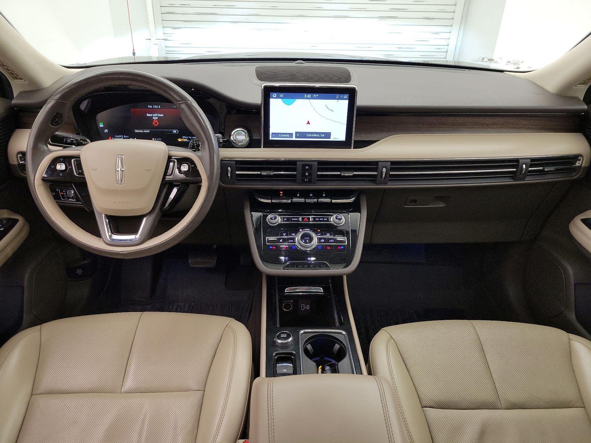 Thumbnail: 2022 Lincoln Corsair - 9