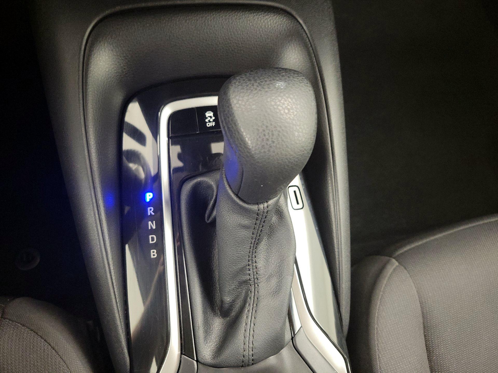 Thumbnail: 2025 Toyota Corolla - 17