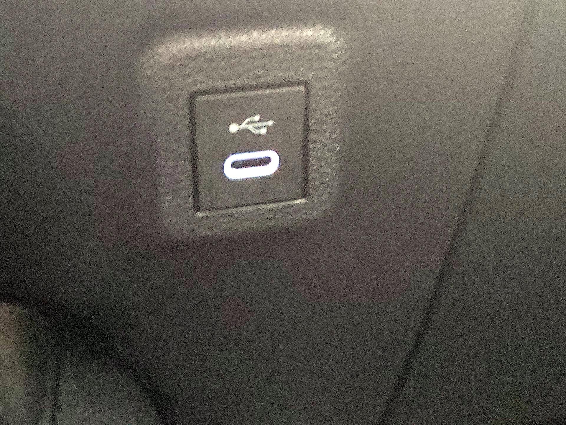 Thumbnail: 2025 Toyota Corolla - 18