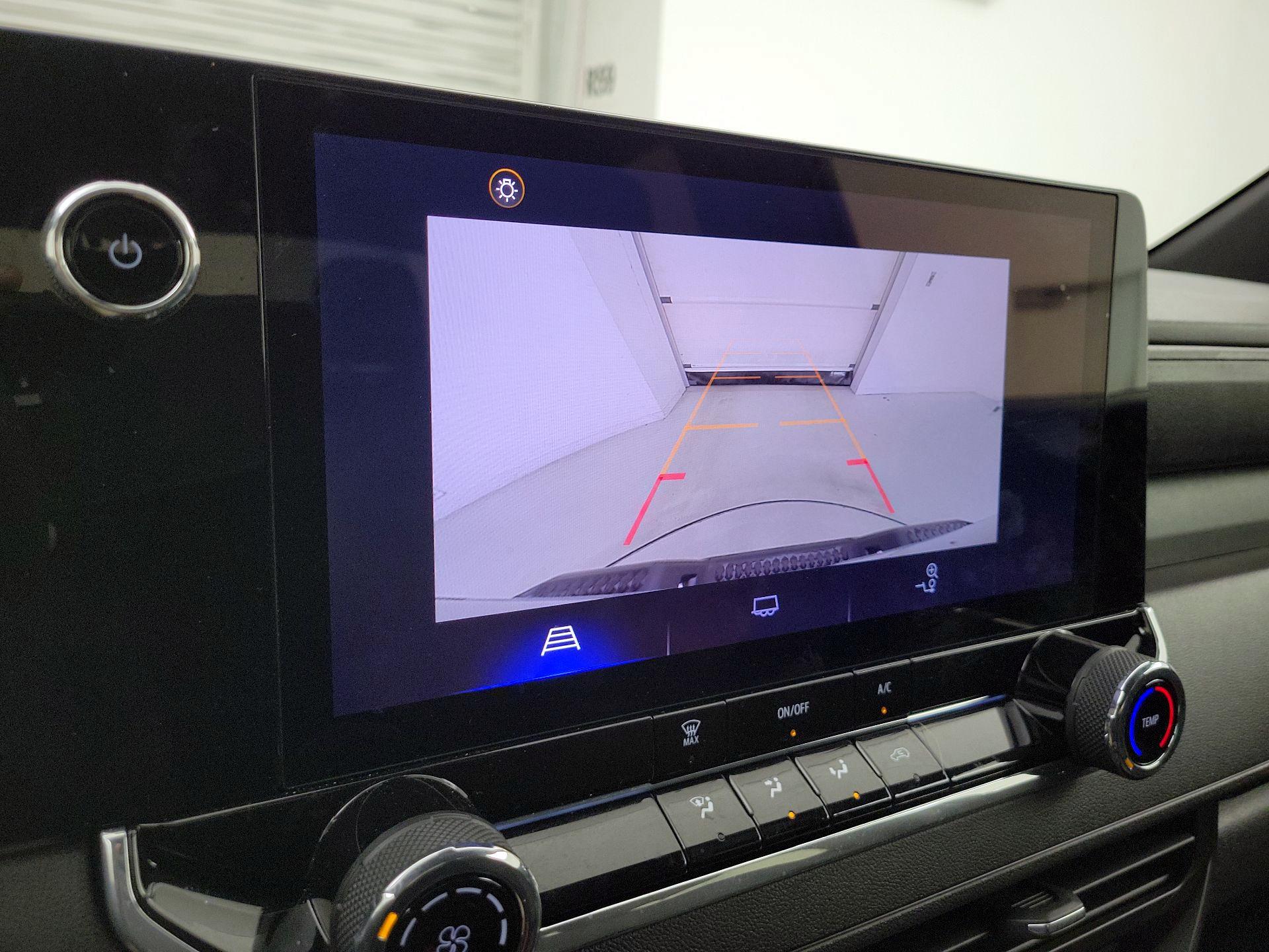 Thumbnail: 2024 Chevrolet Colorado - 14