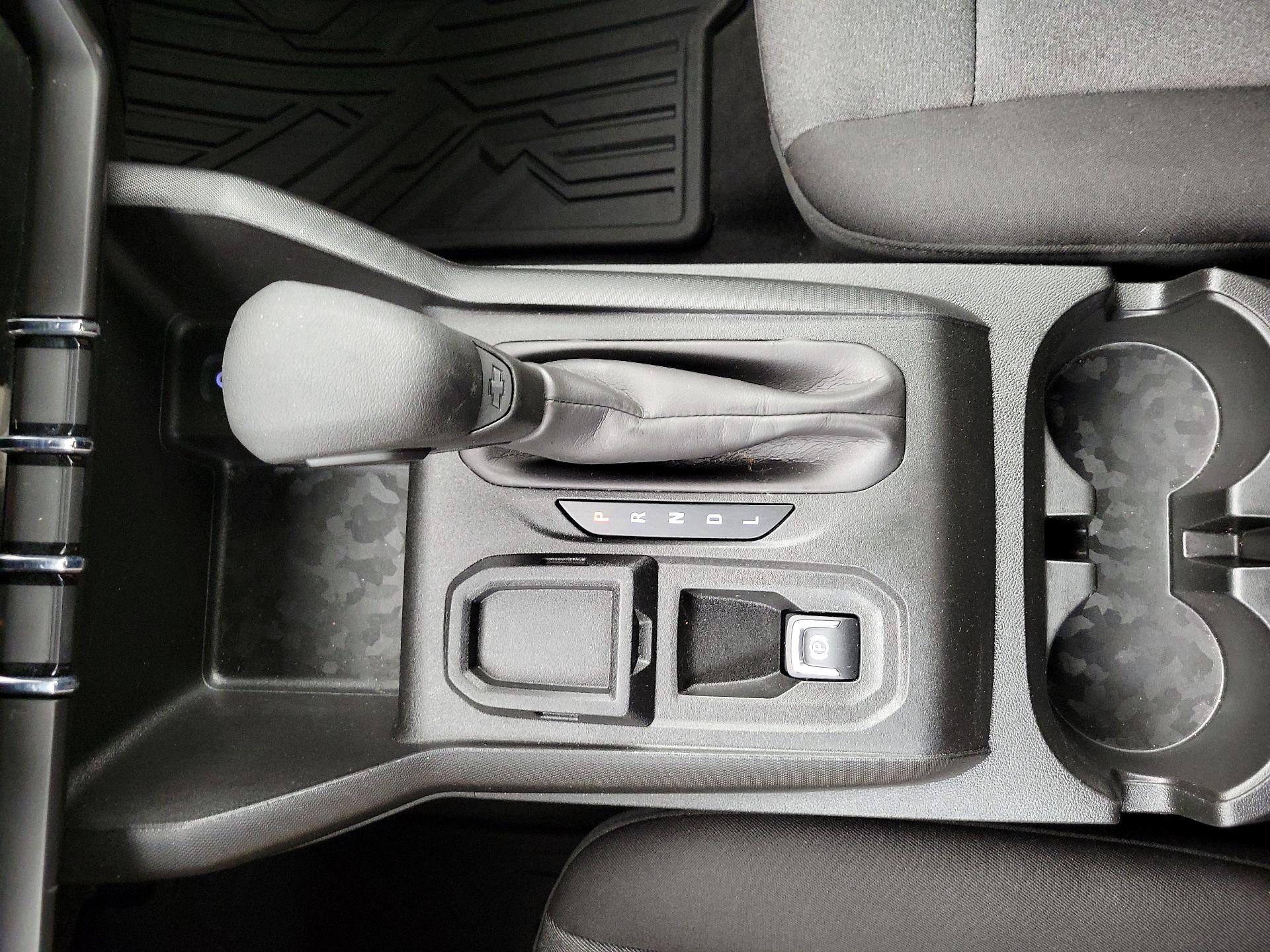 Thumbnail: 2024 Chevrolet Colorado - 17