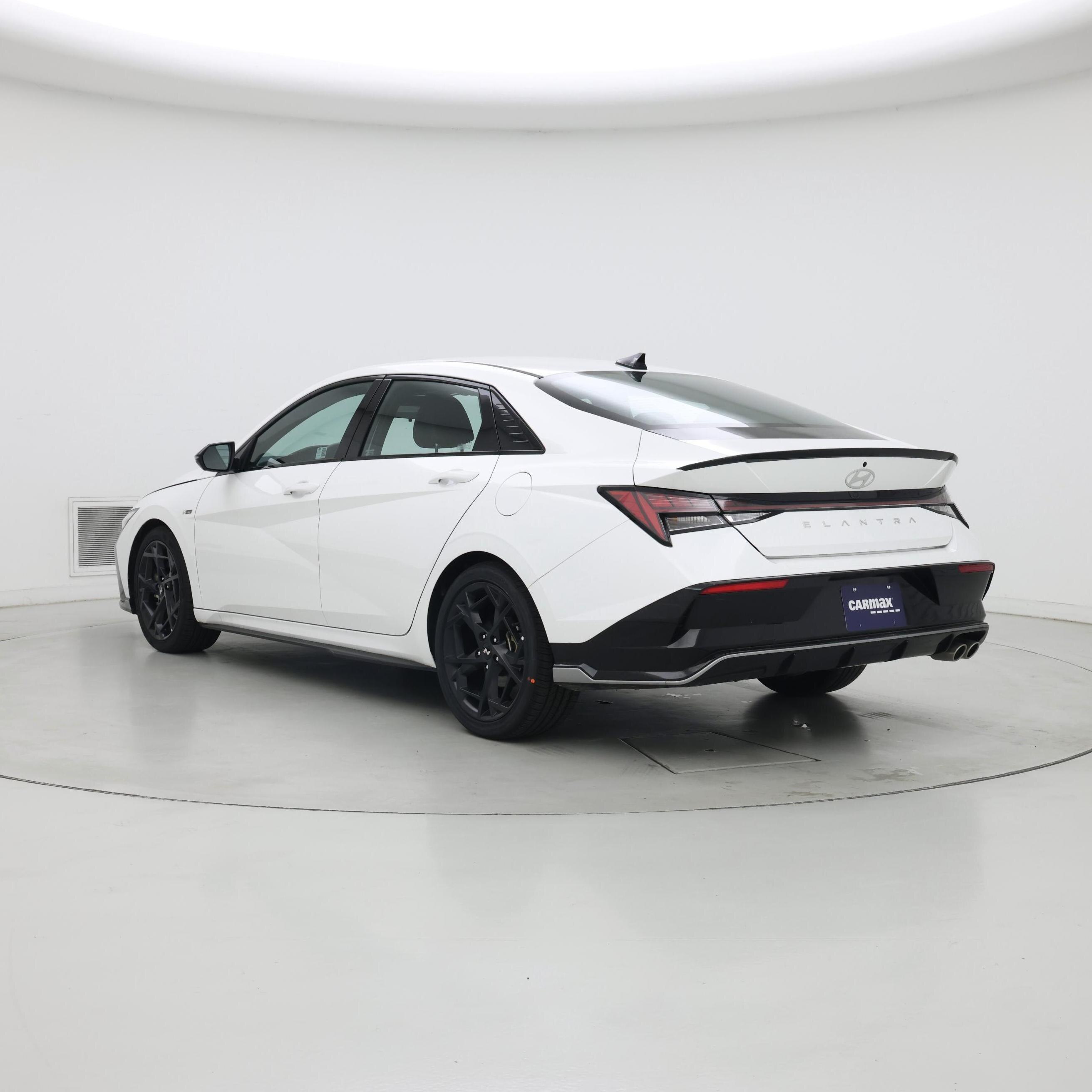 Thumbnail: 2024 Hyundai Elantra - 2