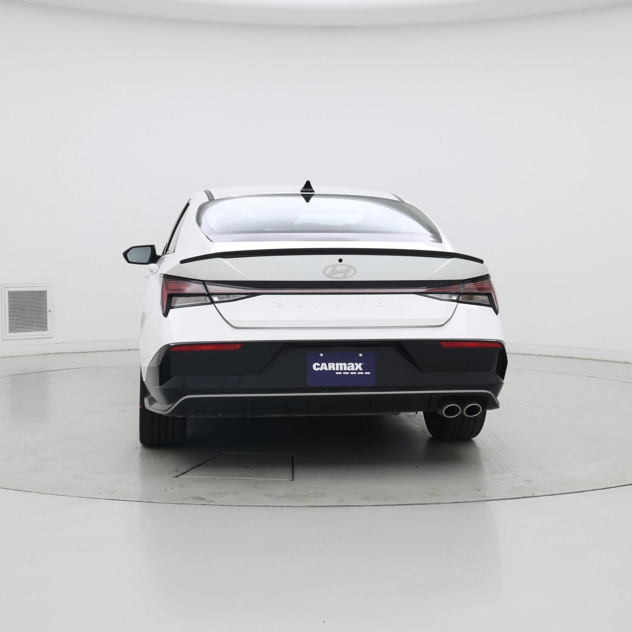 Thumbnail: 2024 Hyundai Elantra - 6