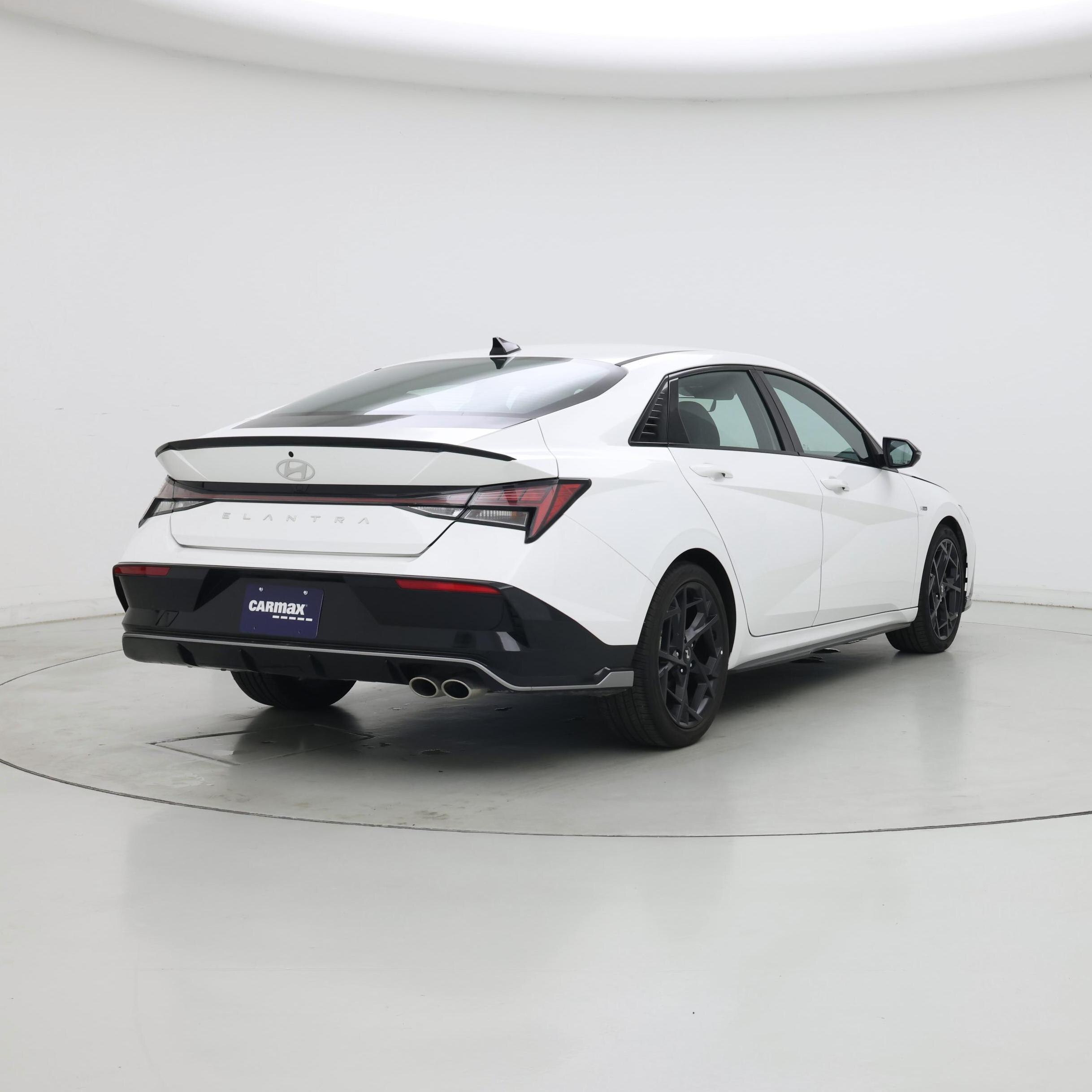 Thumbnail: 2024 Hyundai Elantra - 8
