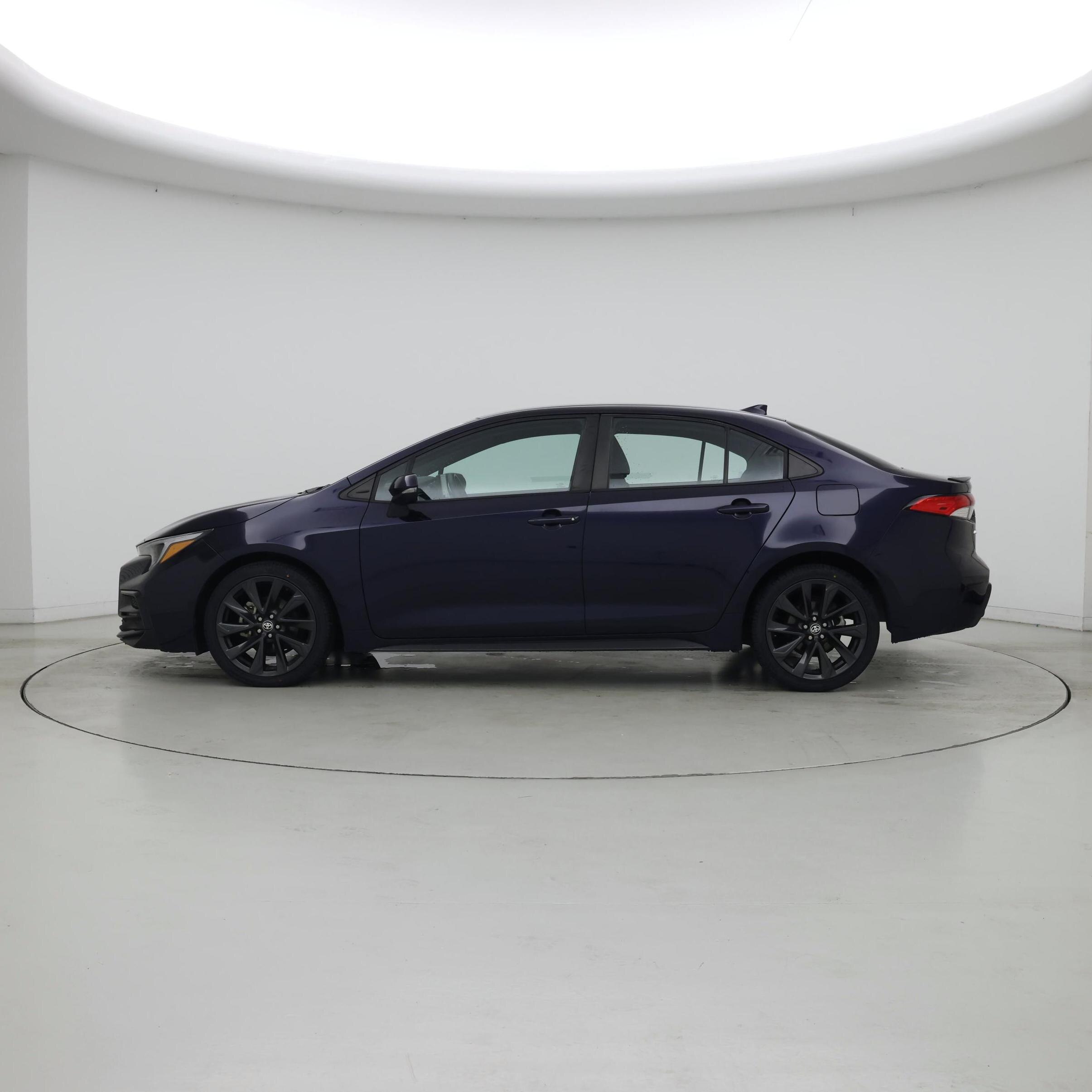 Thumbnail: 2023 Toyota Corolla - 3