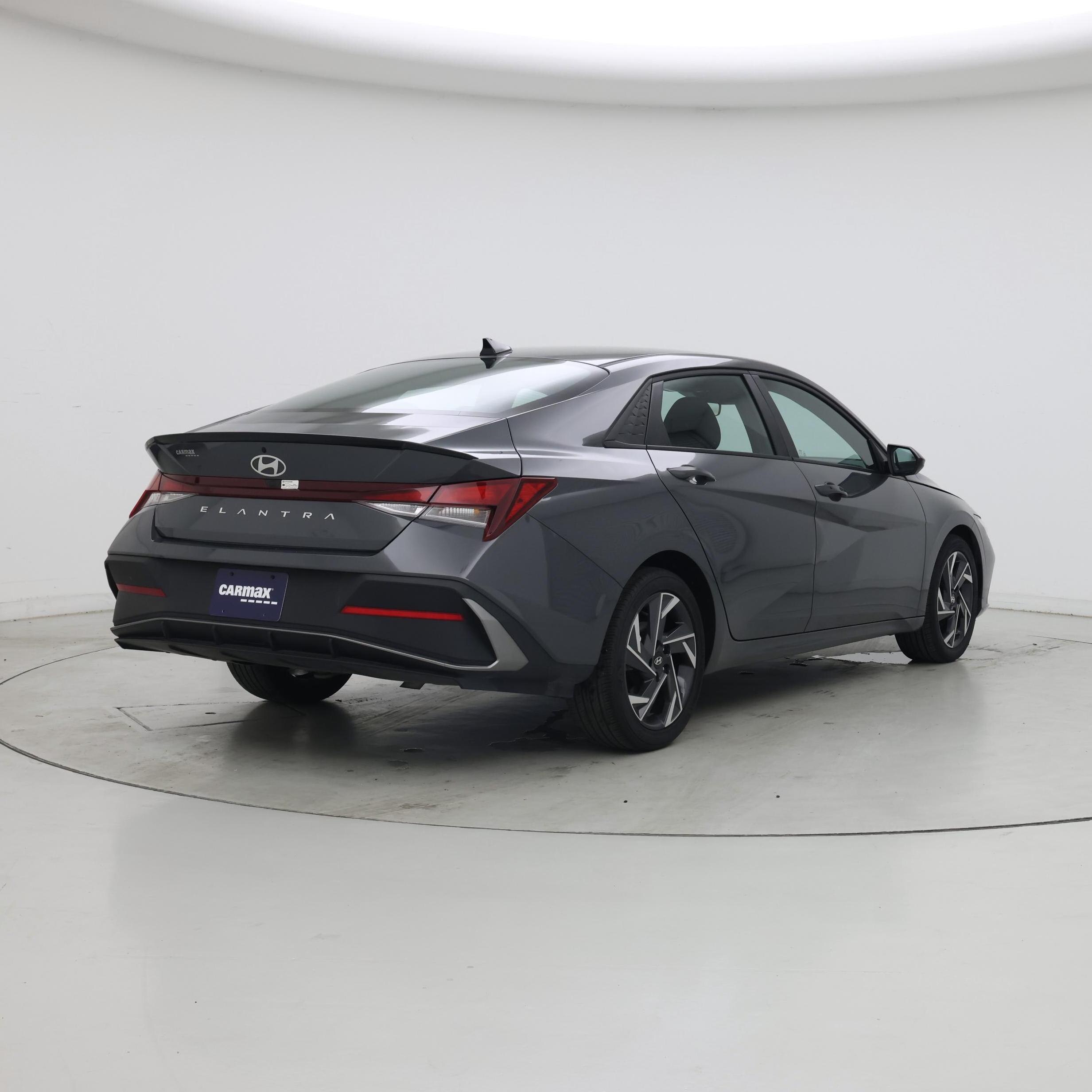 Thumbnail: 2025 Hyundai Elantra - 8