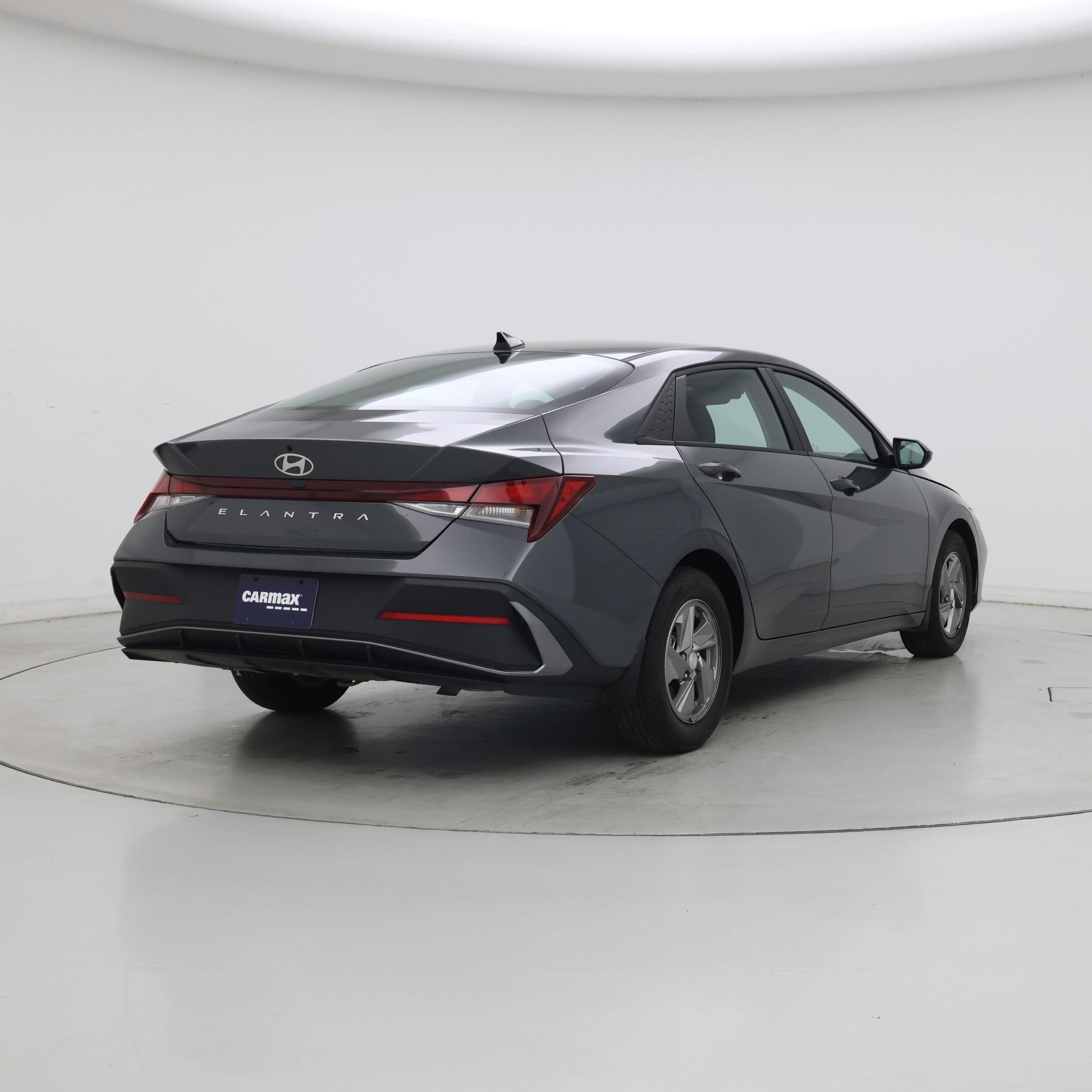 Thumbnail: 2025 Hyundai Elantra - 8