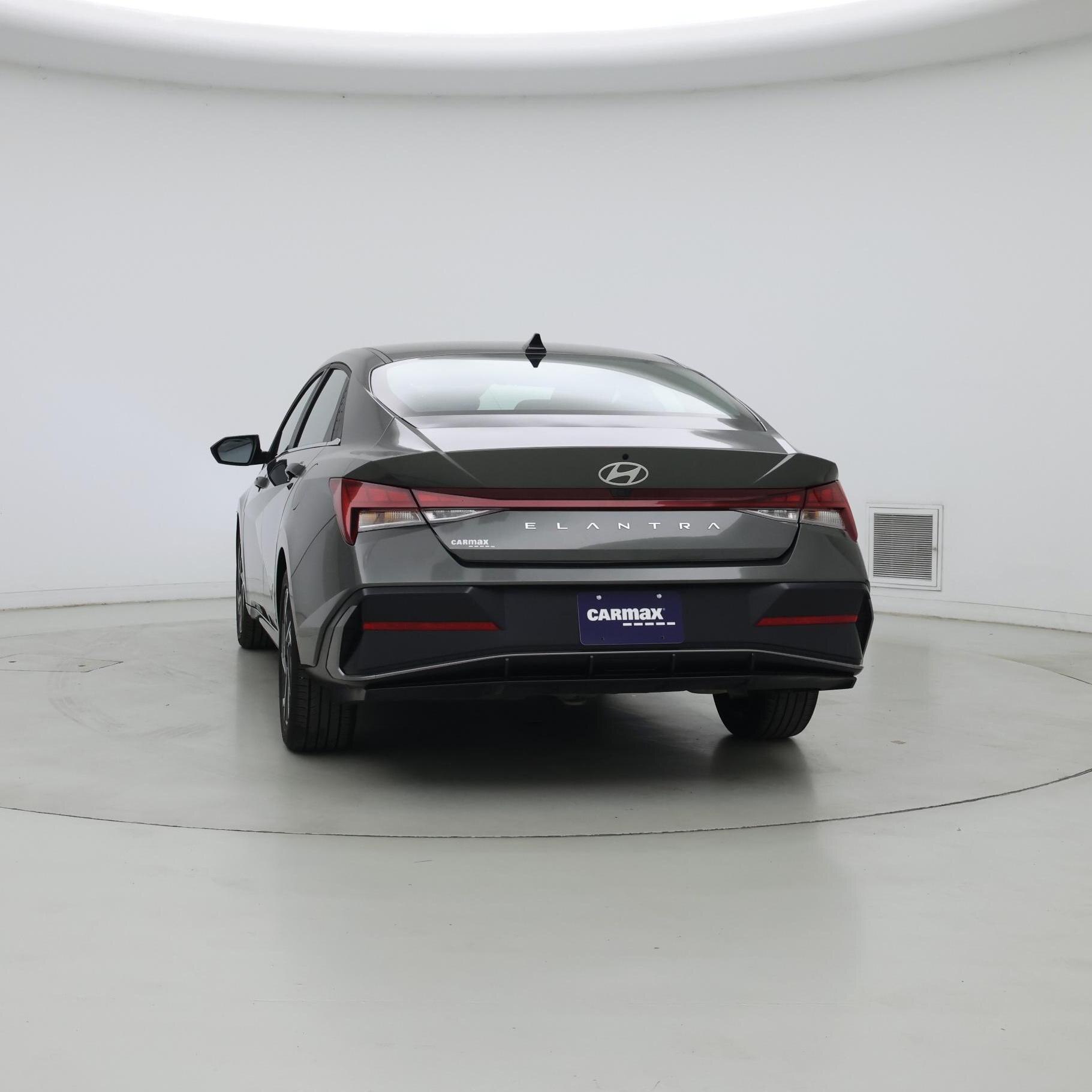 Thumbnail: 2025 Hyundai Elantra - 6