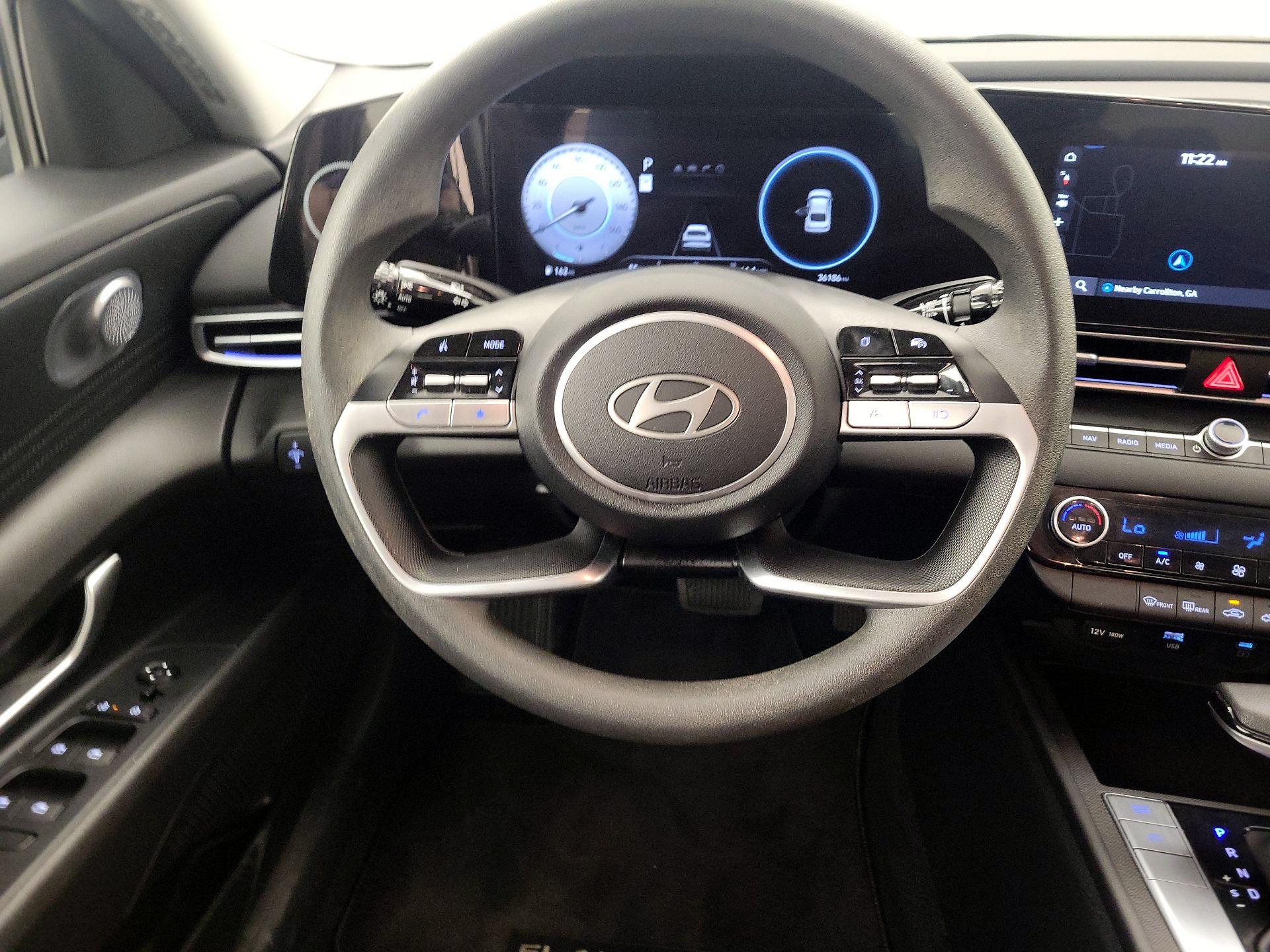 Thumbnail: 2024 Hyundai Elantra - 10