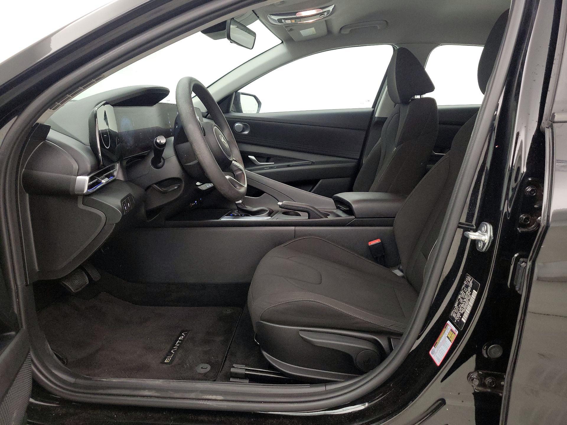 Thumbnail: 2024 Hyundai Elantra - 11