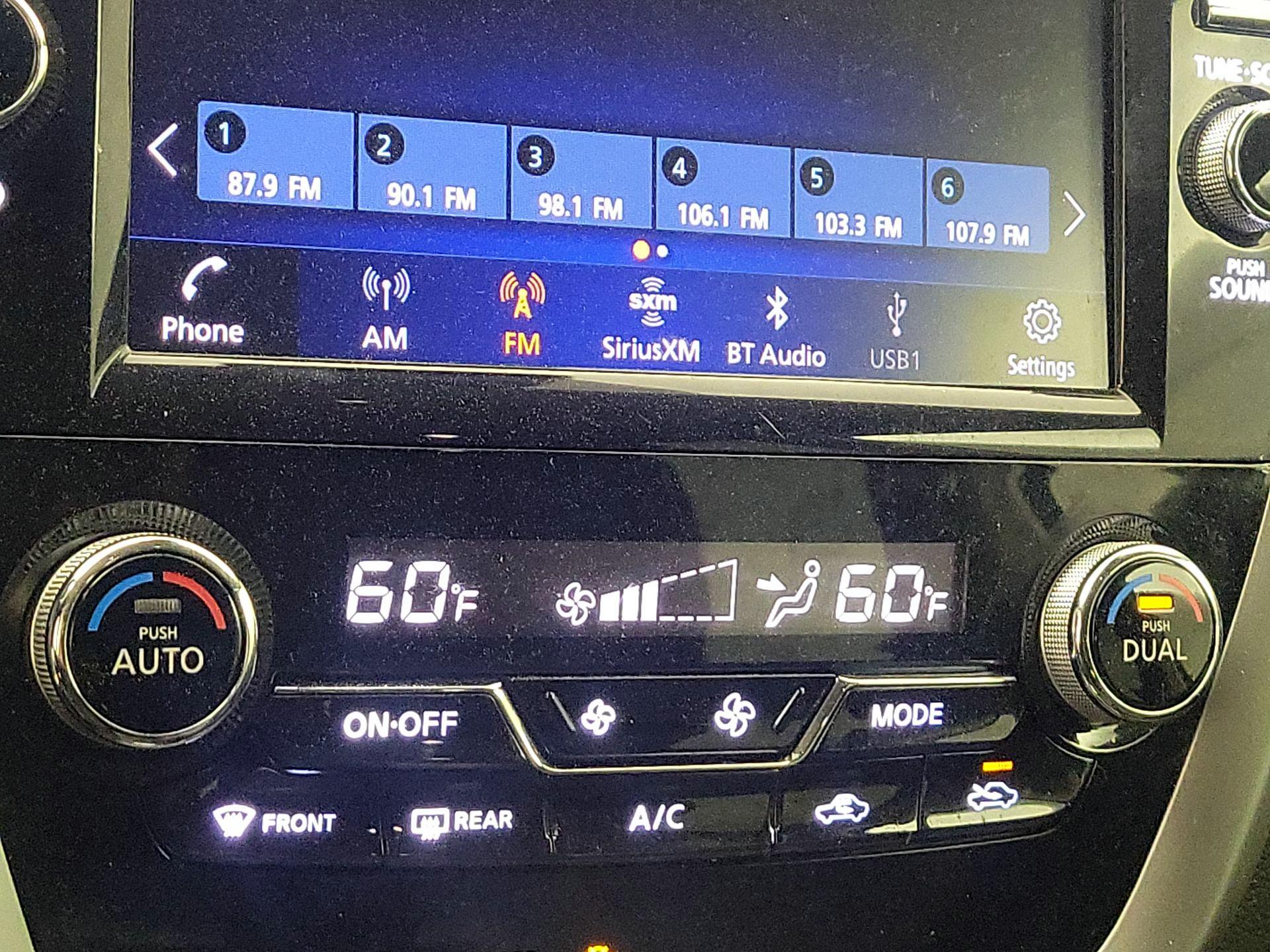 Thumbnail: 2021 Nissan Murano - 17