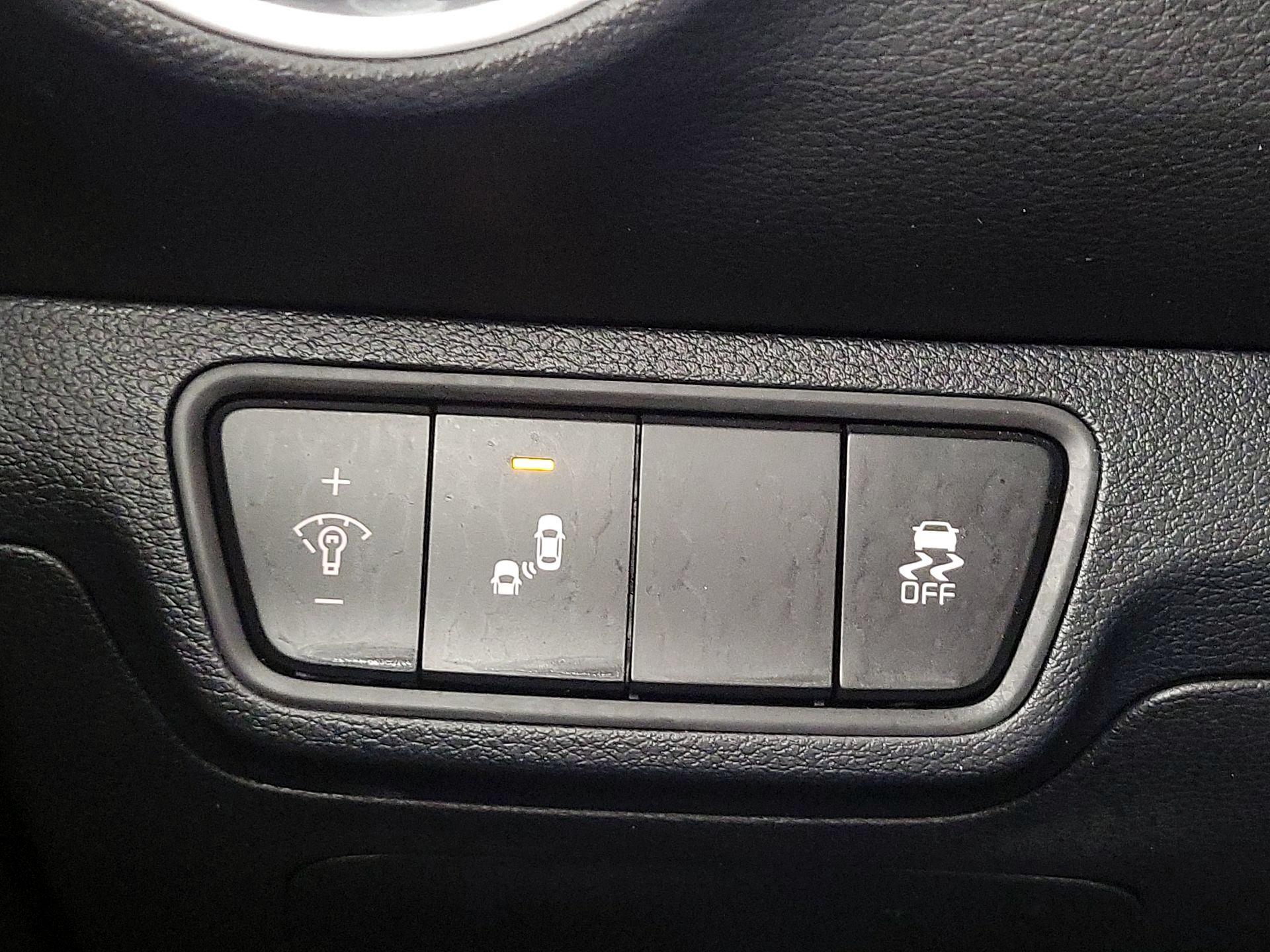 Thumbnail: 2024 Kia Forte - 13