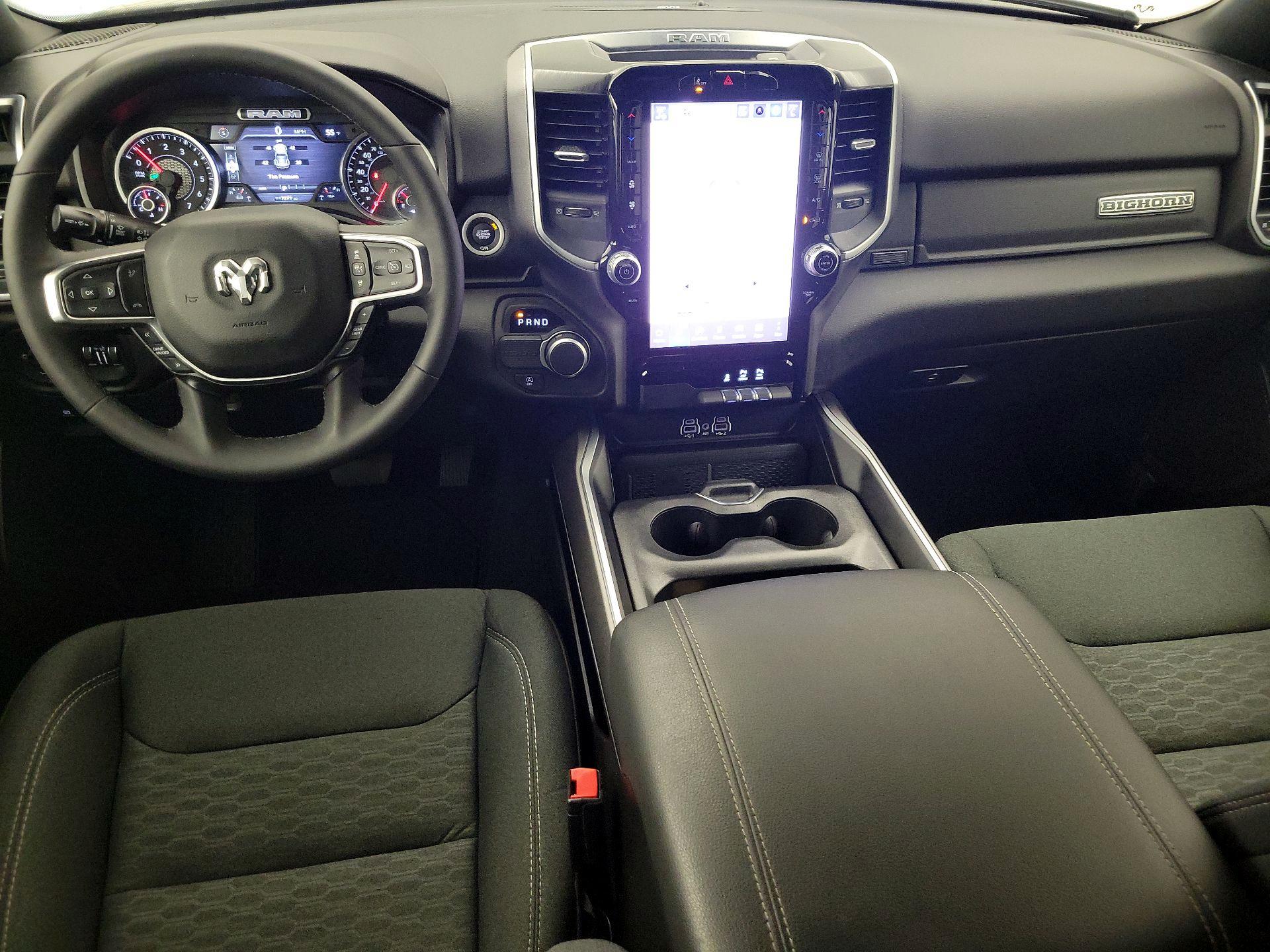 Thumbnail: 2025 RAM 1500 - 9