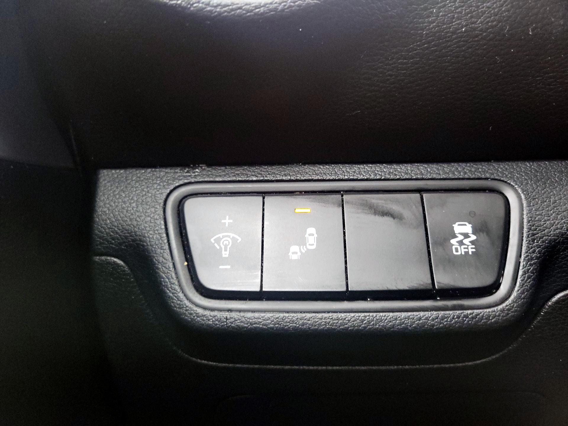 Thumbnail: 2024 Kia Forte - 13