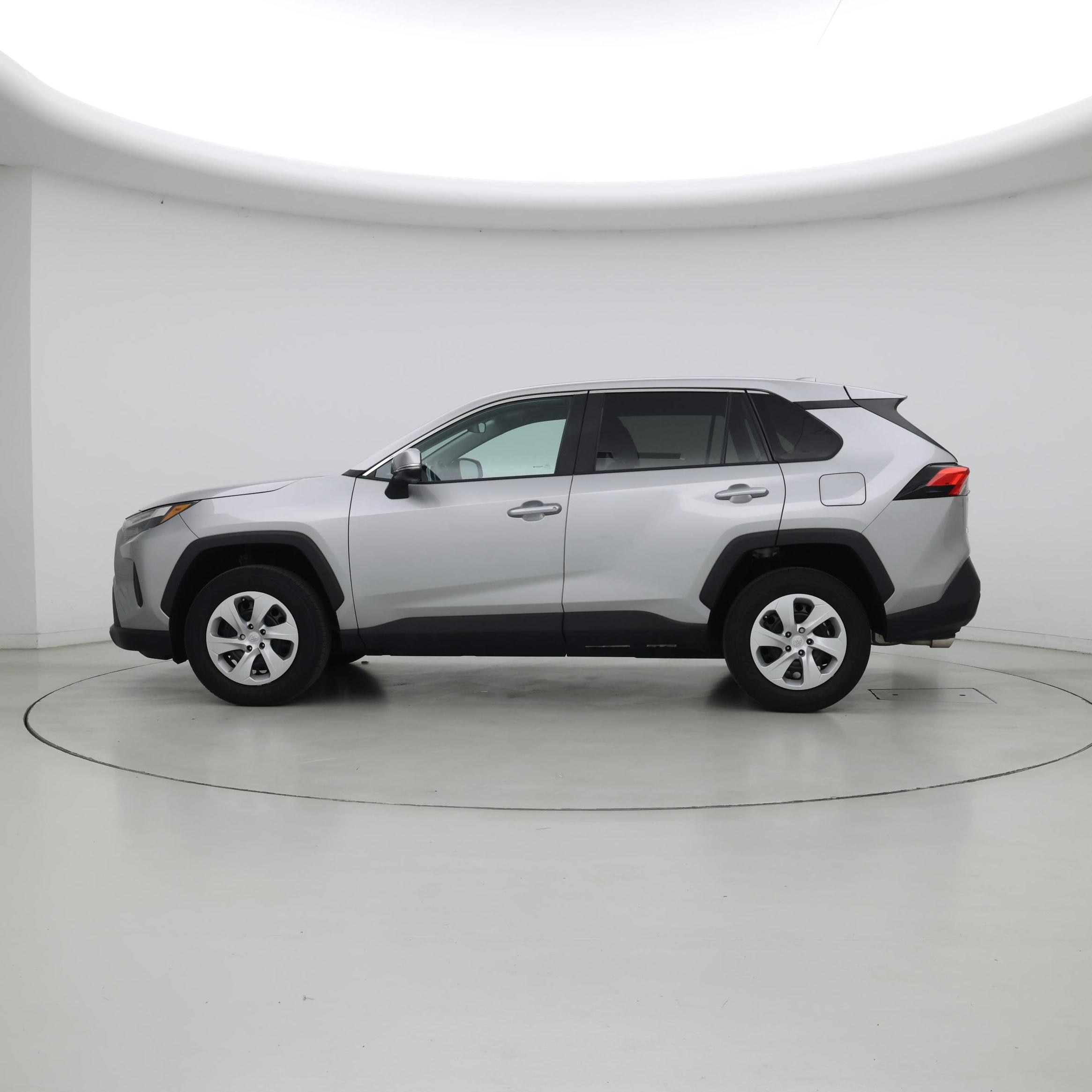 Thumbnail: 2024 Toyota RAV4 - 3